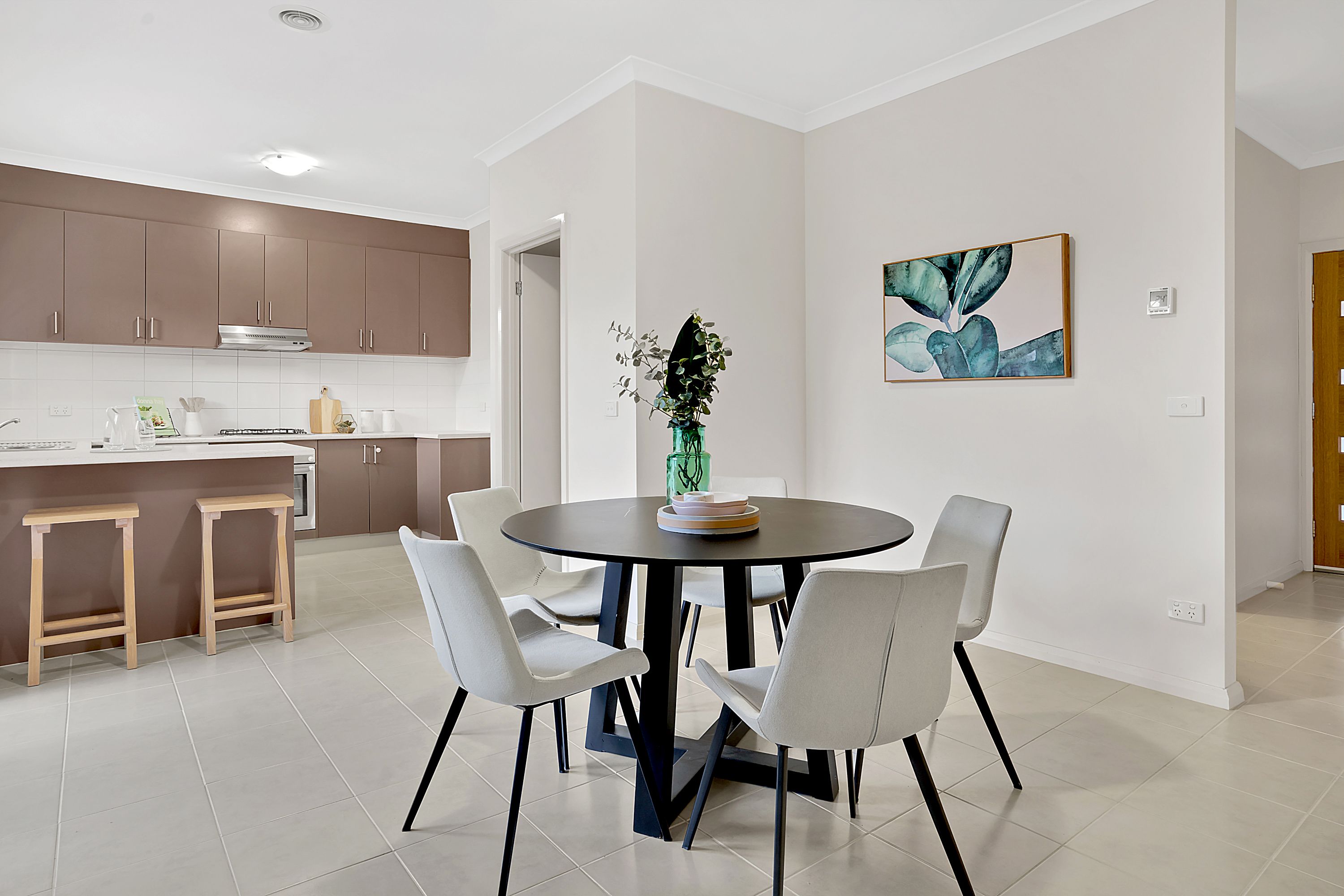 8 Hollows Court — photo 5 of 19