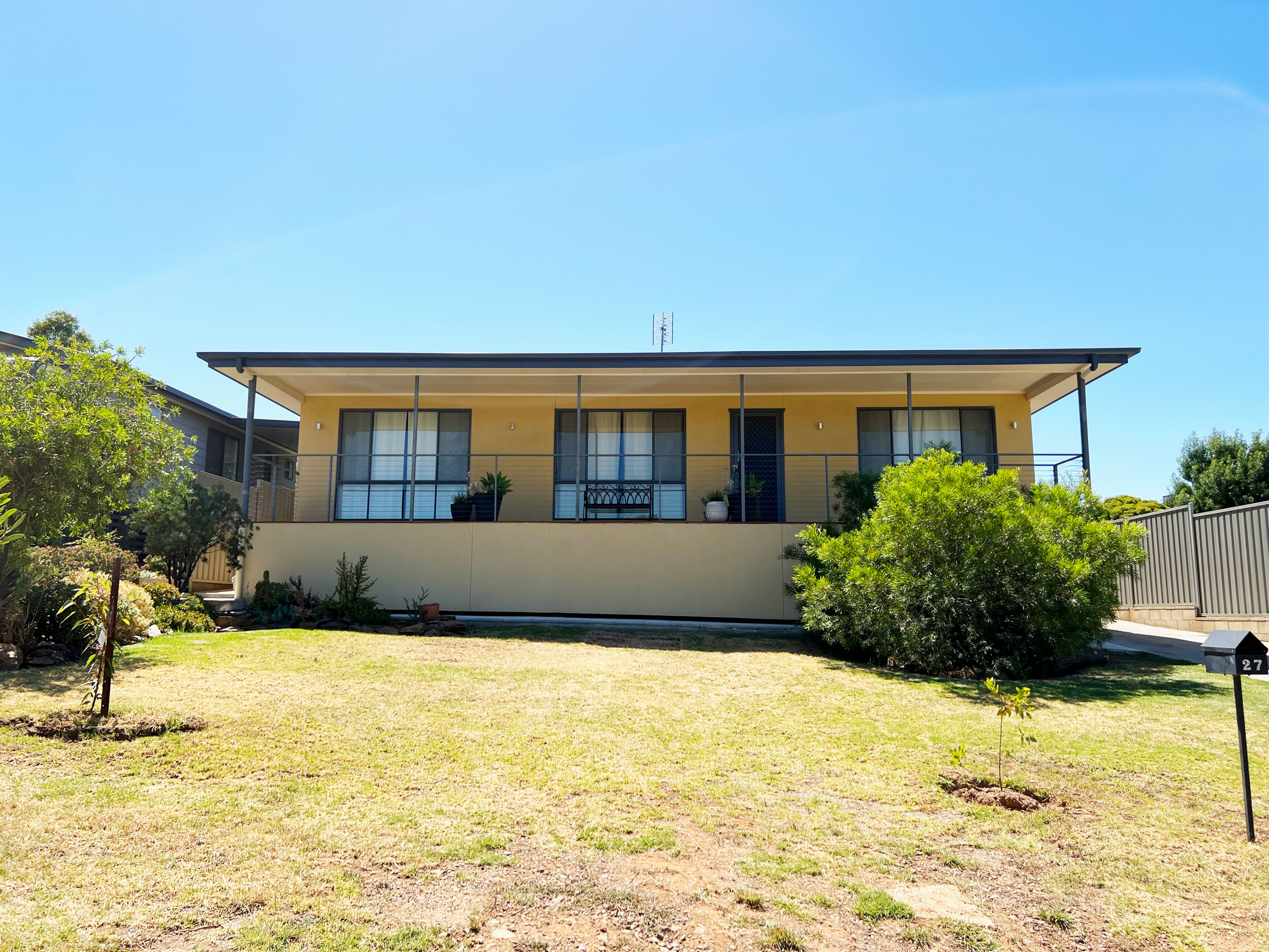 27 Farrer Street, Parkes, NSW 2870