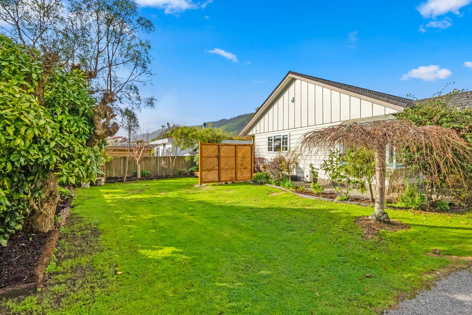 25 Karu Crescent, Waikanae, Kapiti Coast District 5036 Sold House Ray White Paraparaumu
