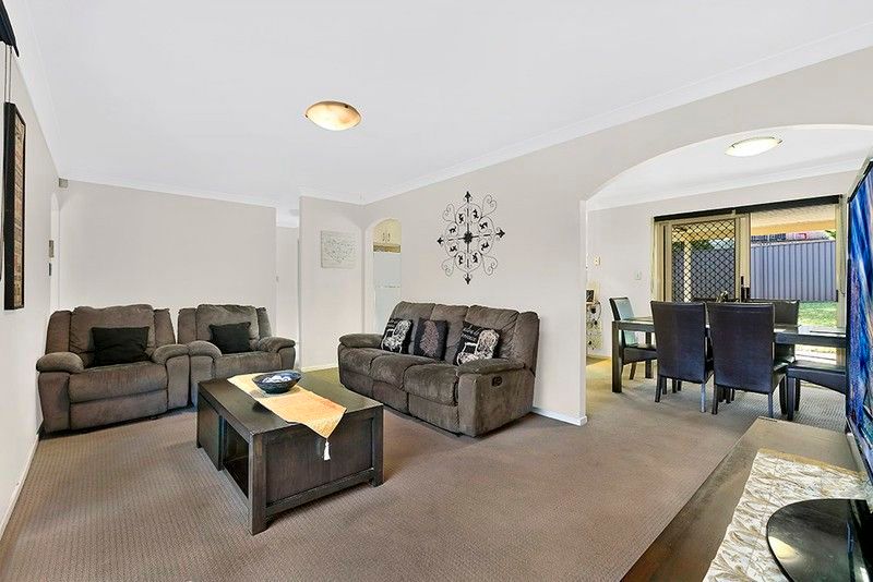 21 Greenwood Avenue, Berkeley Vale, NSW 2261