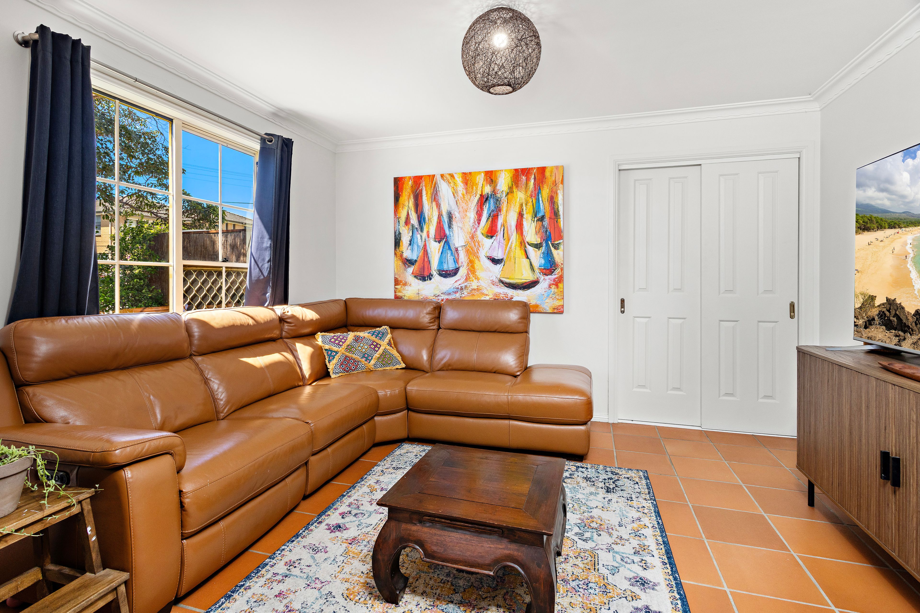5 Gibraltar Avenue — photo 3 of 10