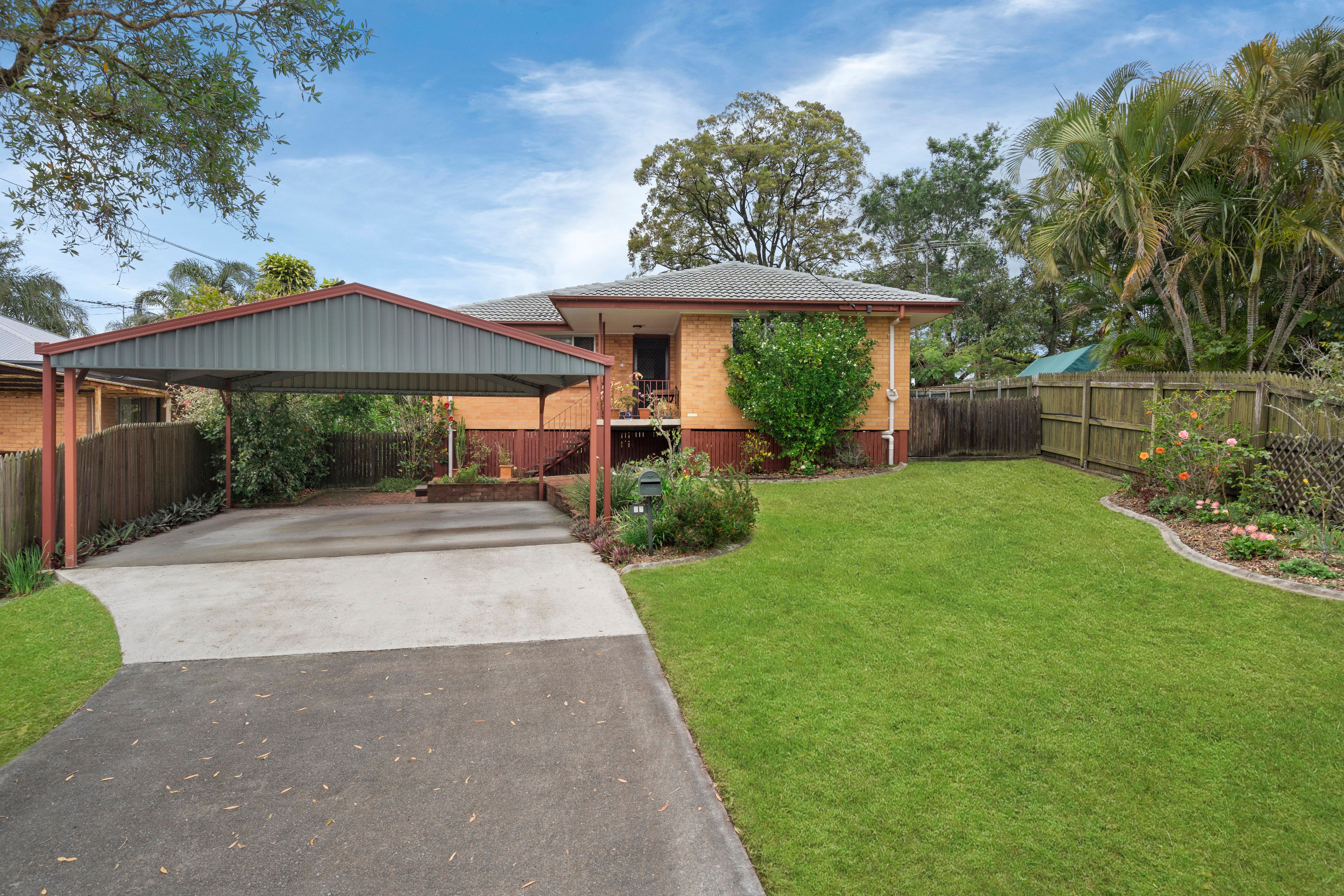 27 Karen Street, Woodridge QLD 4114
