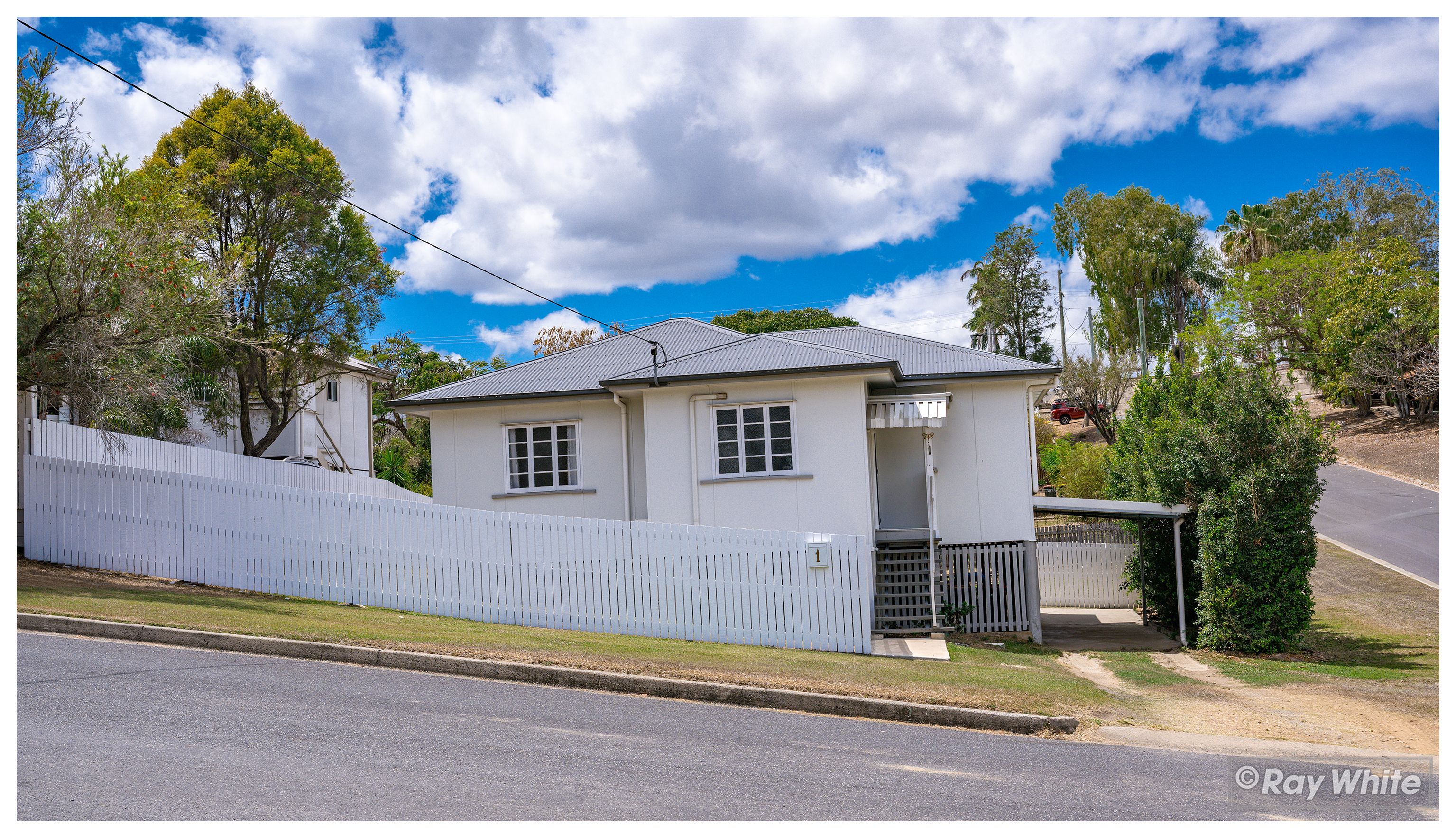 1 Wentworth Terrace — photo from Ray White Rockhampton