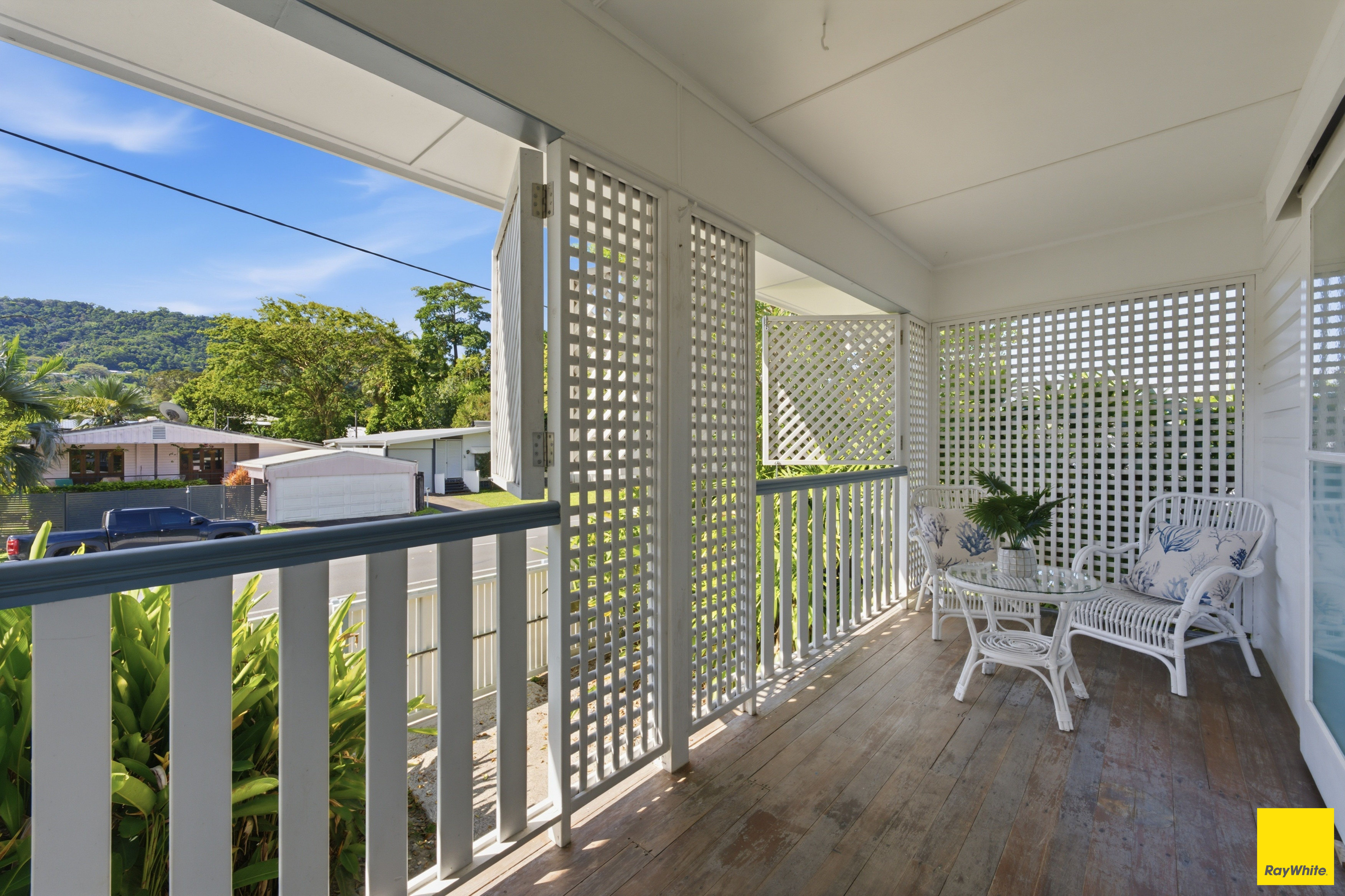 153 Greenslopes Street — photo 5 of 30