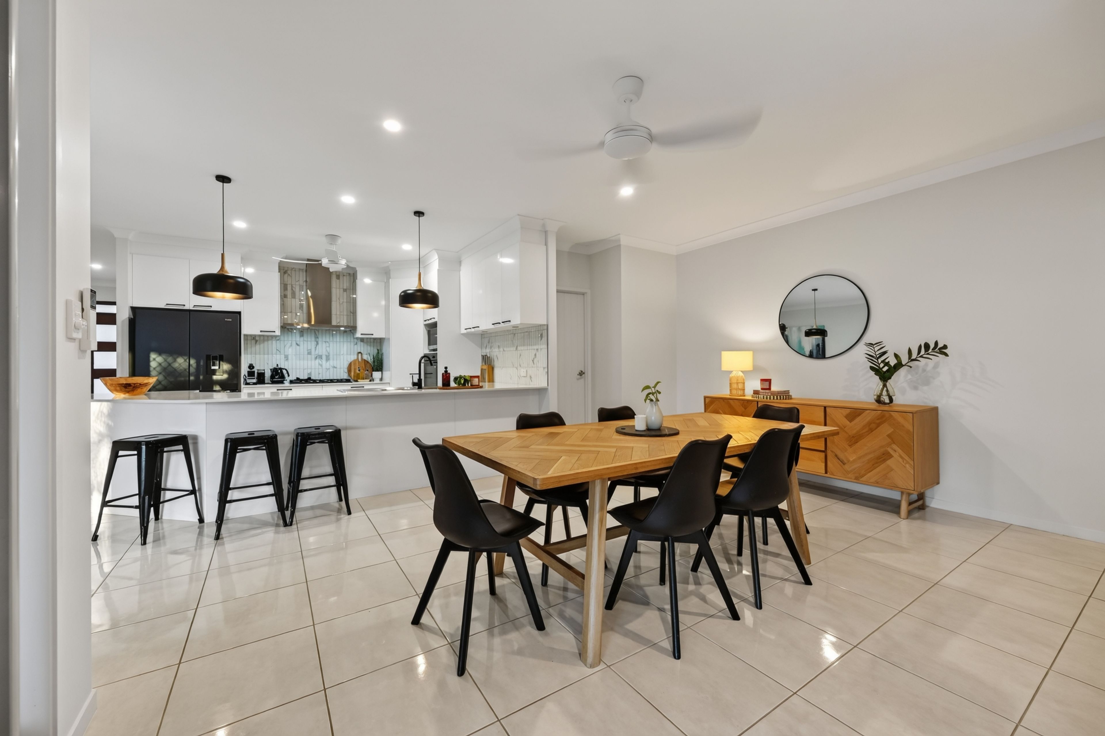 17 Holbourne Street — photo 7 of 30