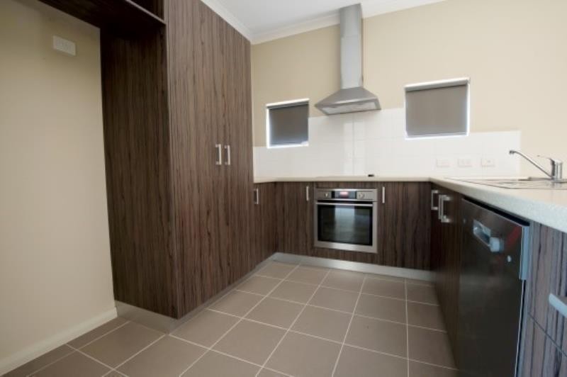 8 Mantaray Loop, Nickol, WA 6714