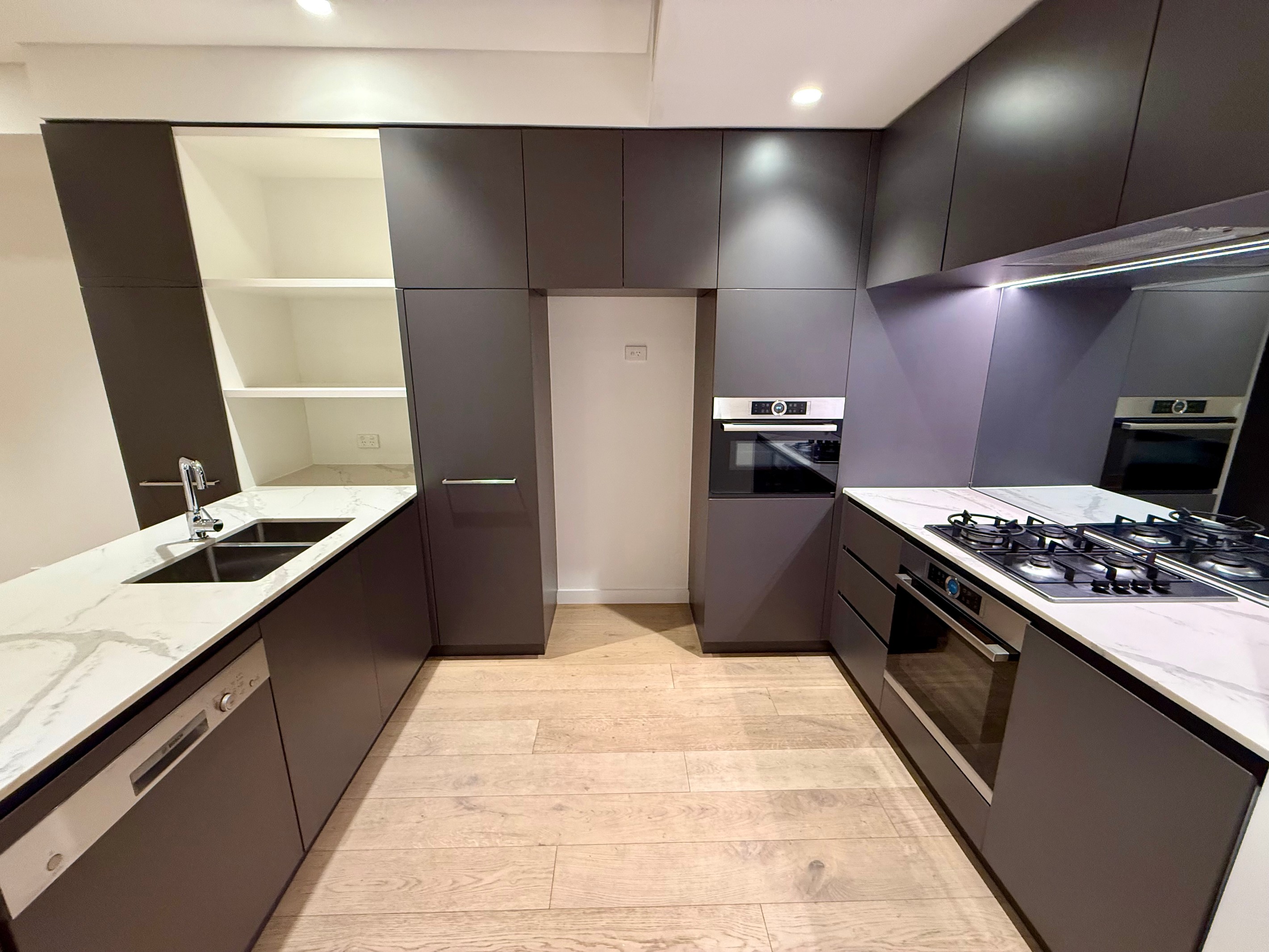 915/221 Miller Street, North Sydney, NSW 2060