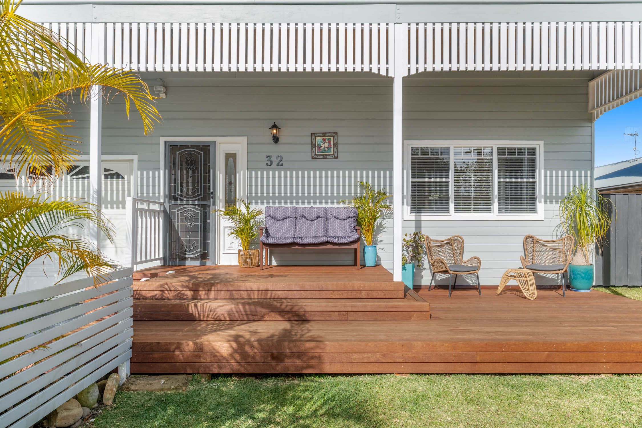 32 Trelawney Street, Killarney Vale, NSW 2261