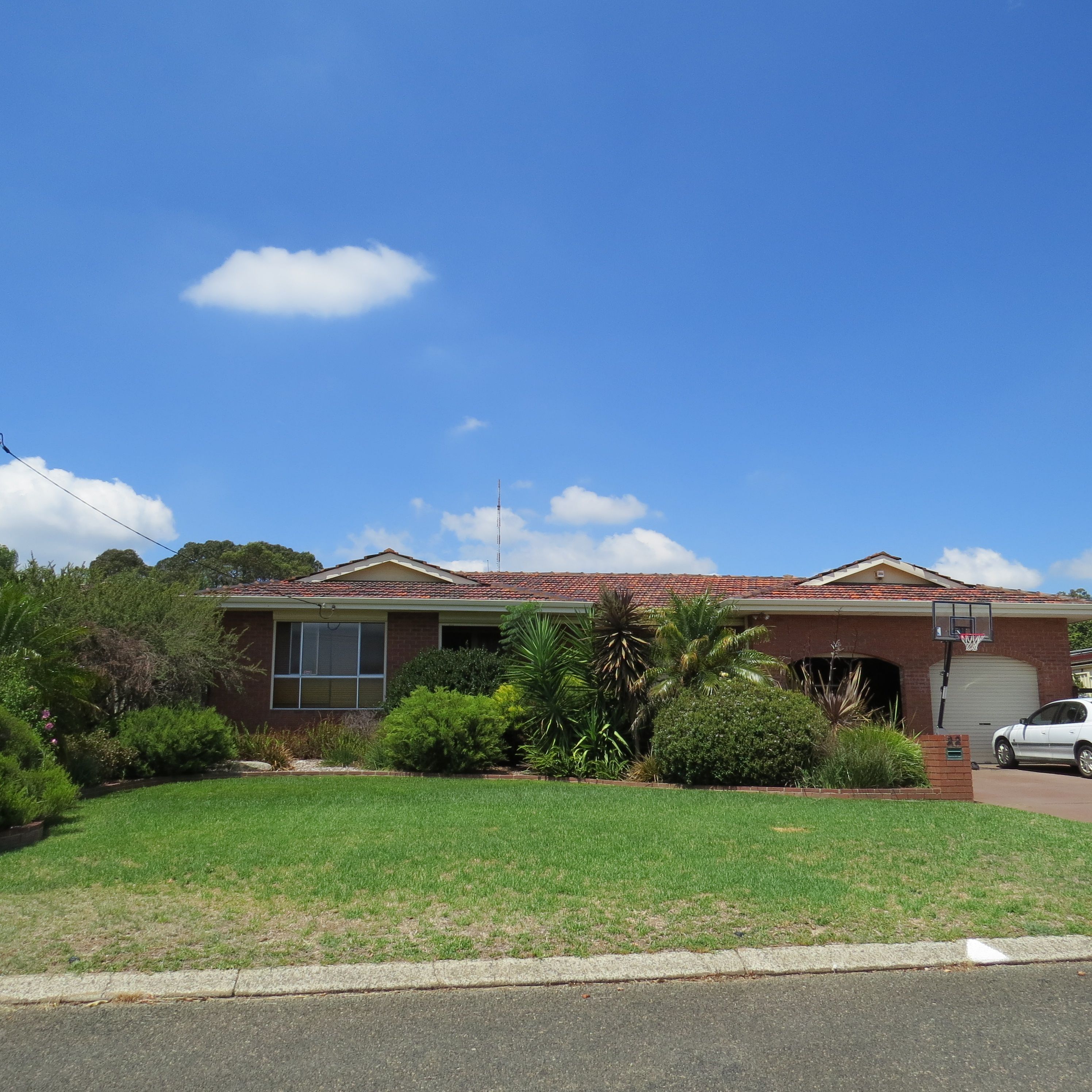 22 Ind Street, Lesmurdie, WA 6076