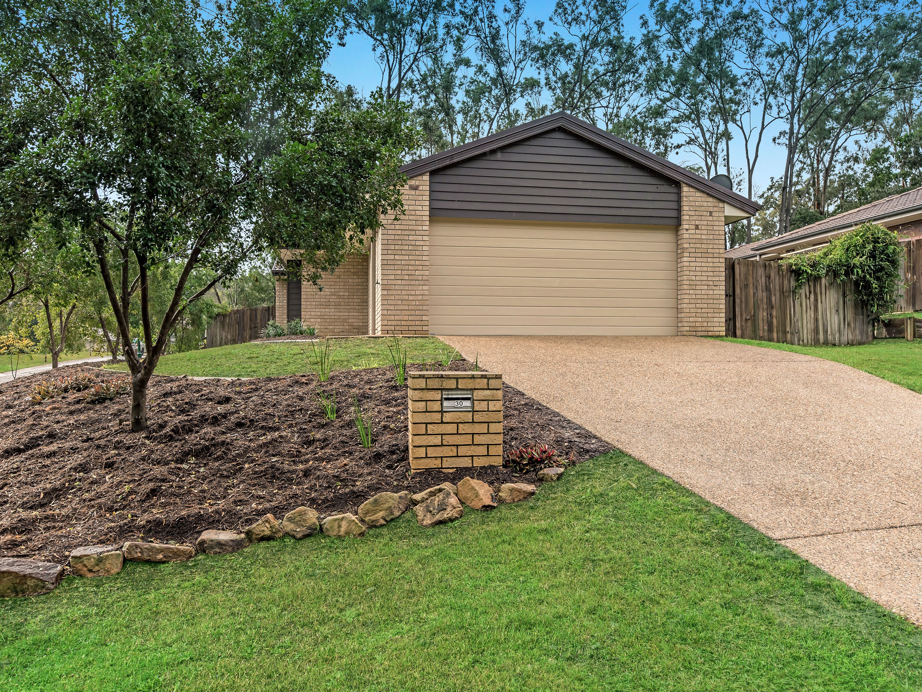30 Honeyeater Crescent, Moggill, QLD 4070