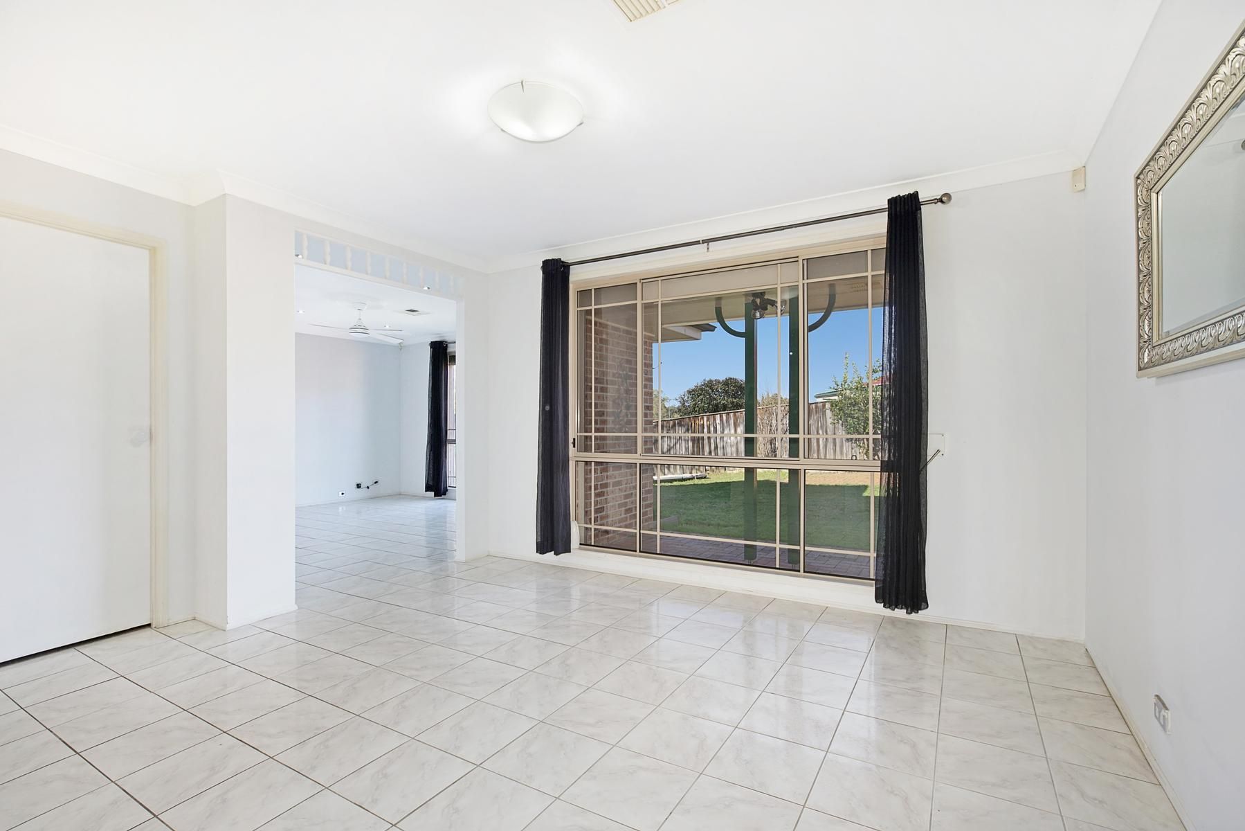 21 Pardalote Place, Glenmore Park, NSW 2745