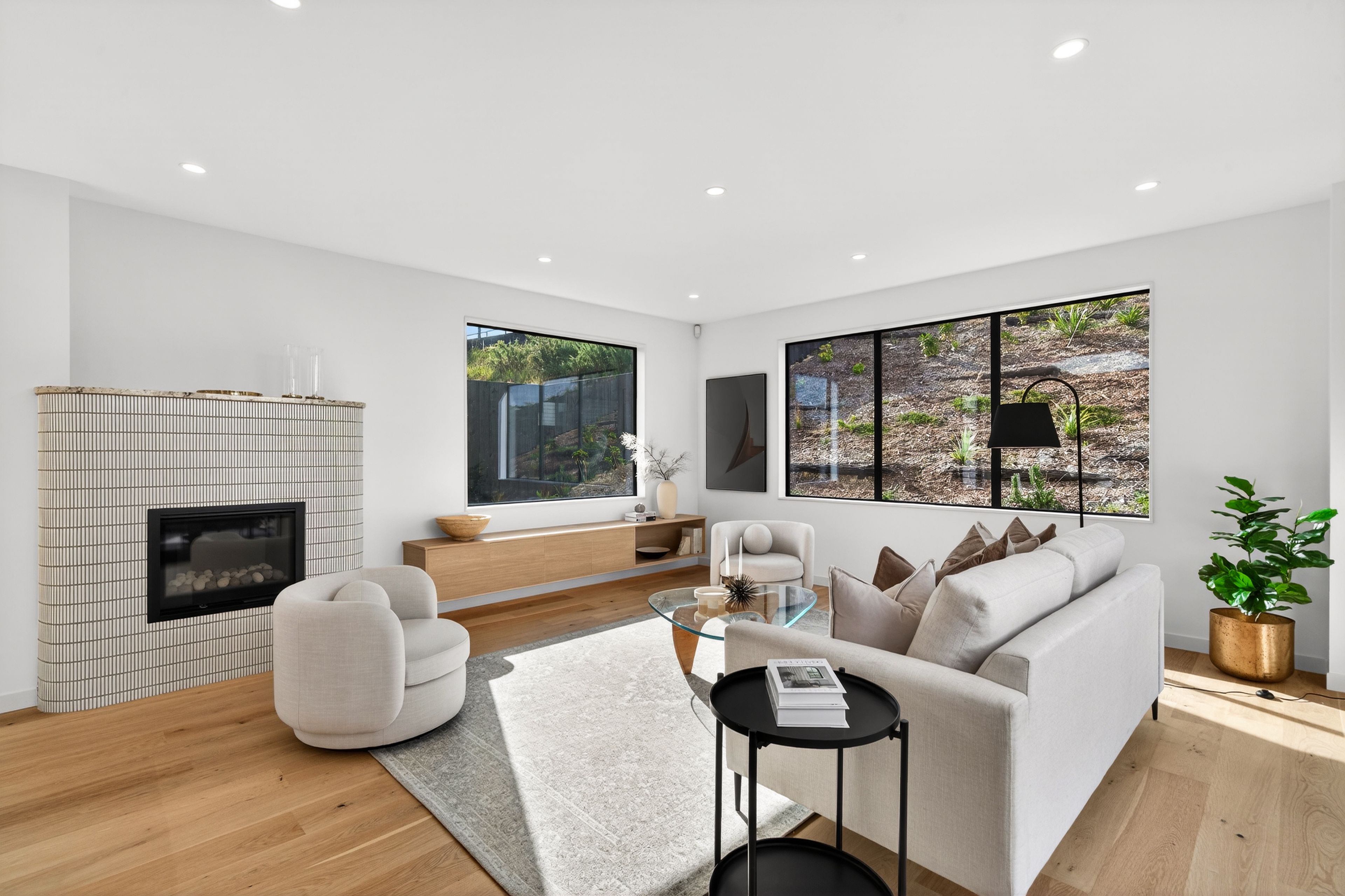 183 Te Oneroa Way, Long Bay, North Shore City