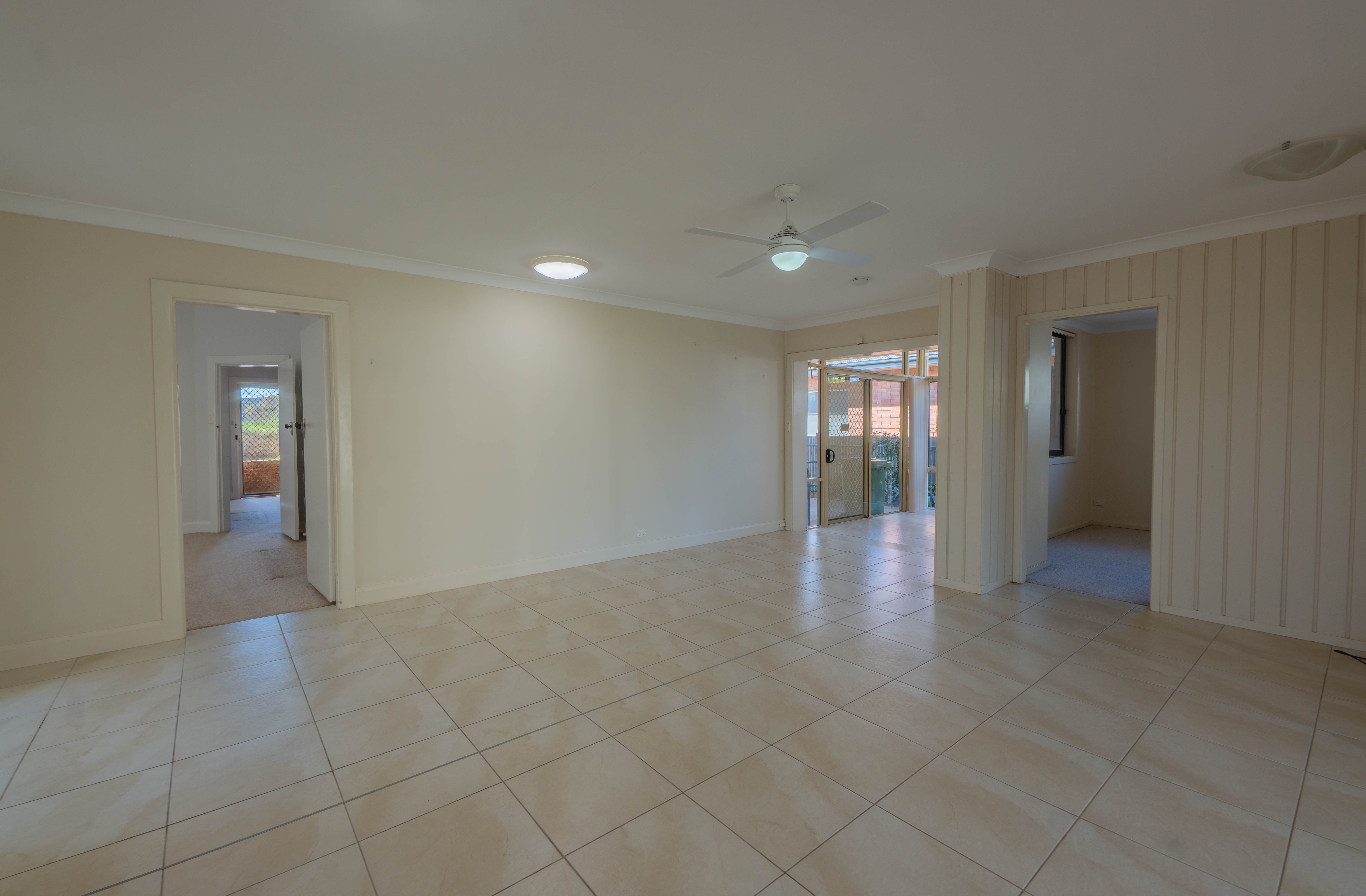 40 Kurrajong Street — photo 7 of 25
