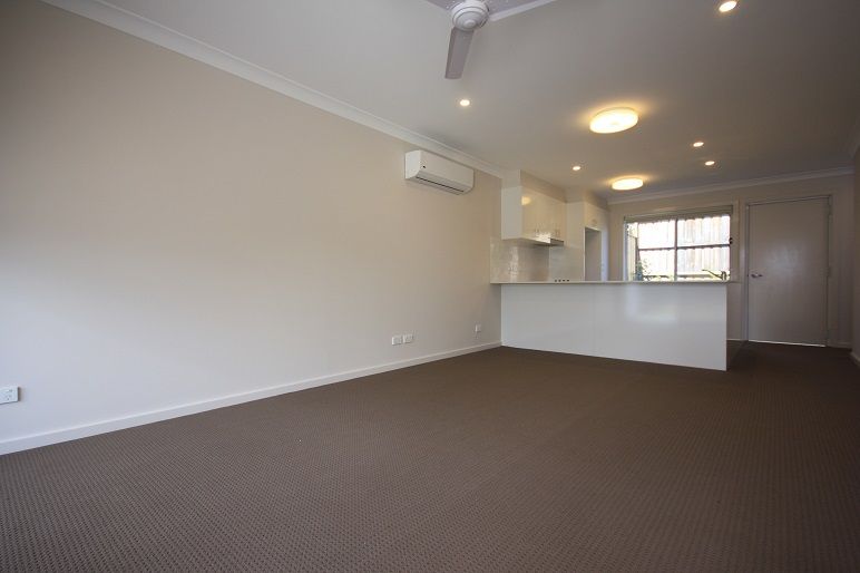 3/73 Sovereign Circuit, Glenfield, NSW 2167
