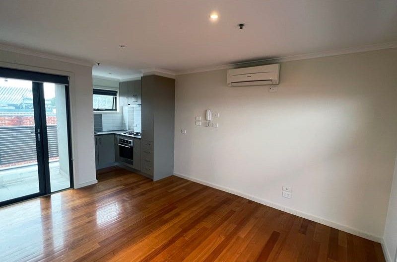 7/289-291 Broadway, Reservoir, VIC 3073
