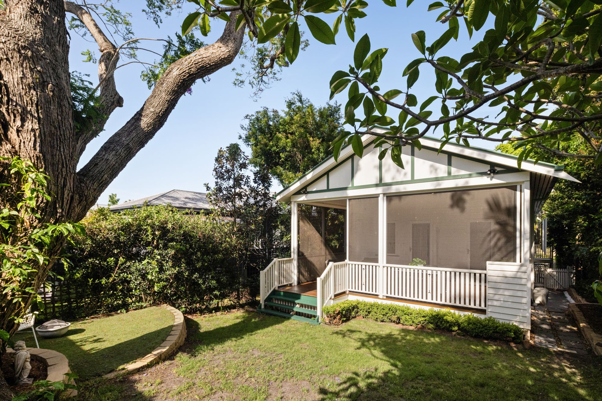 14 Sparkes Avenue, Hamilton, QLD 4007