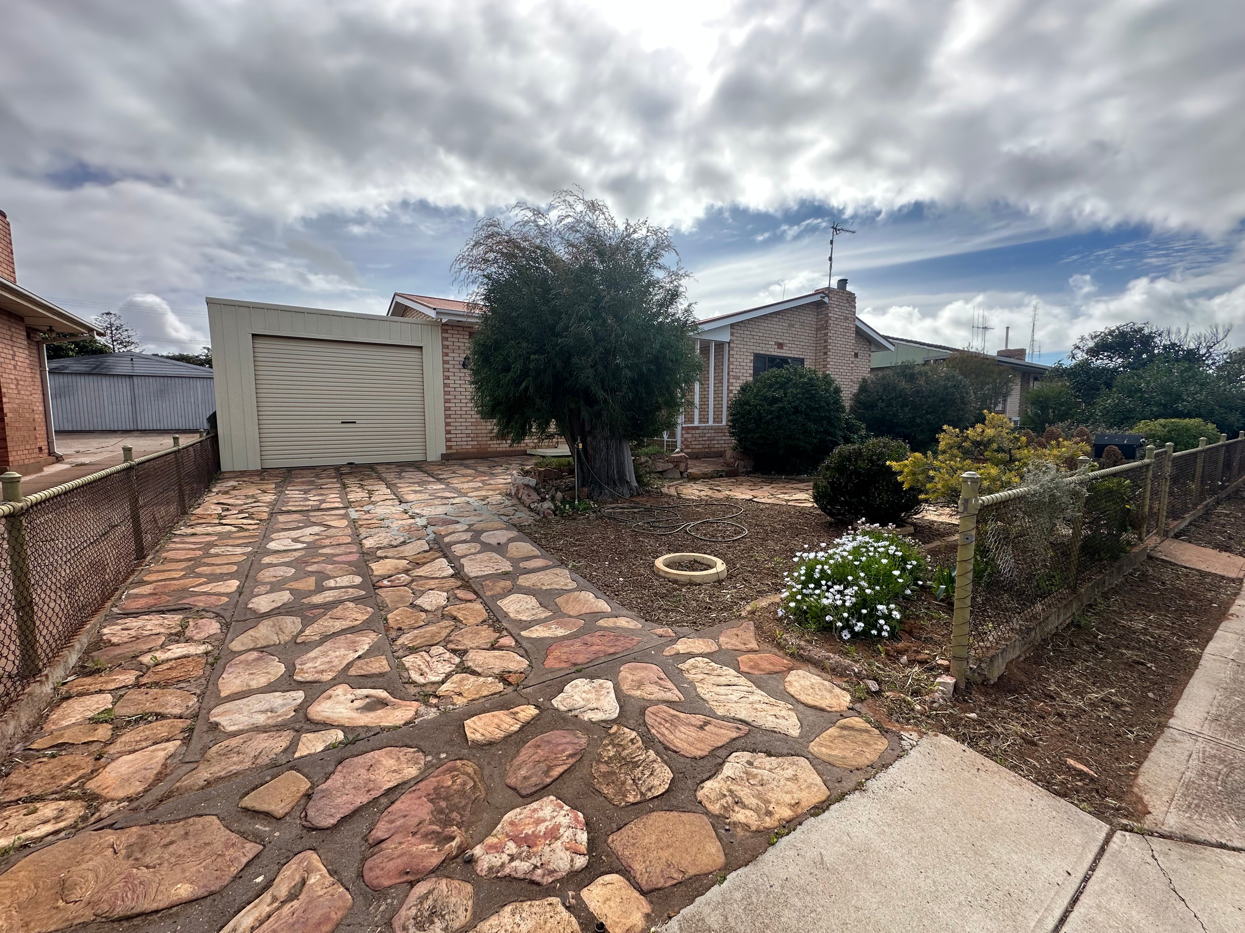 14 Dalziel Street — photo from Ray White Port Augusta