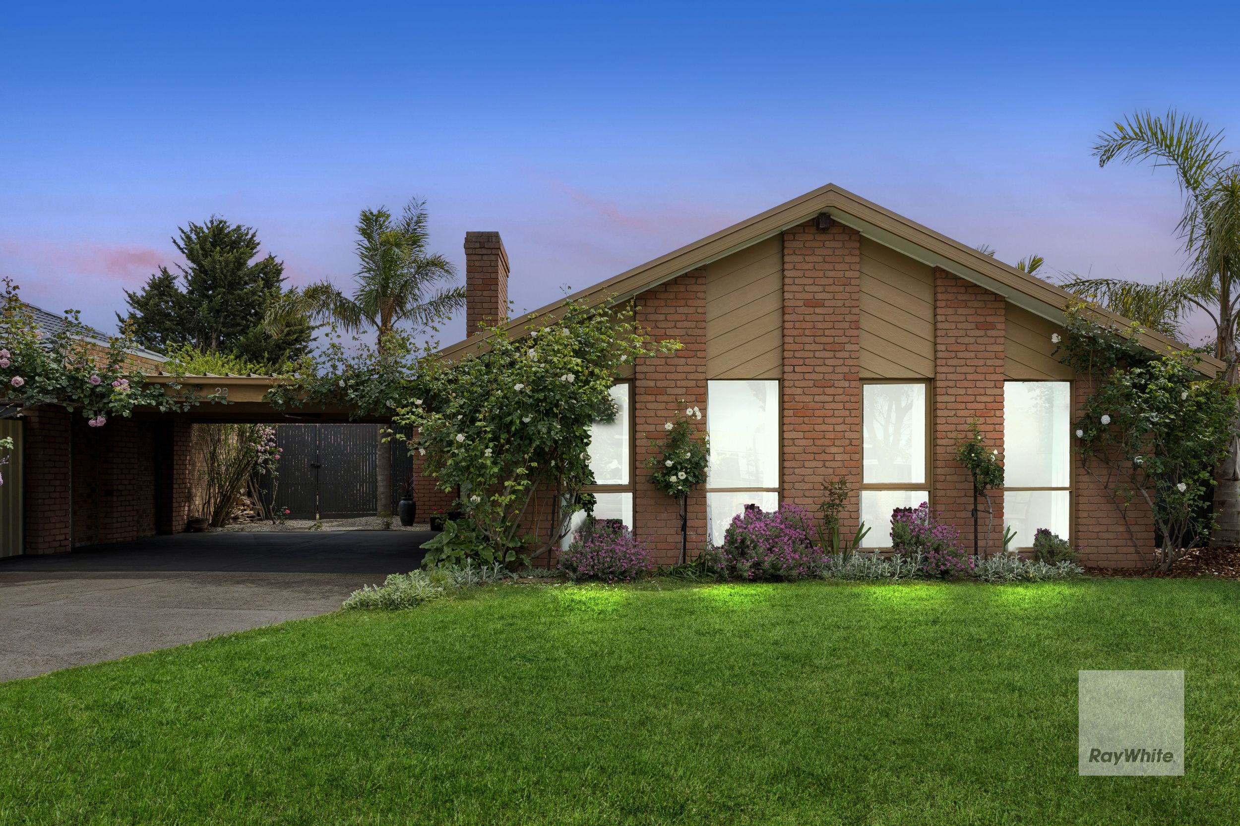 28 Morcambe Crescent , Keilor Downs VIC 3038