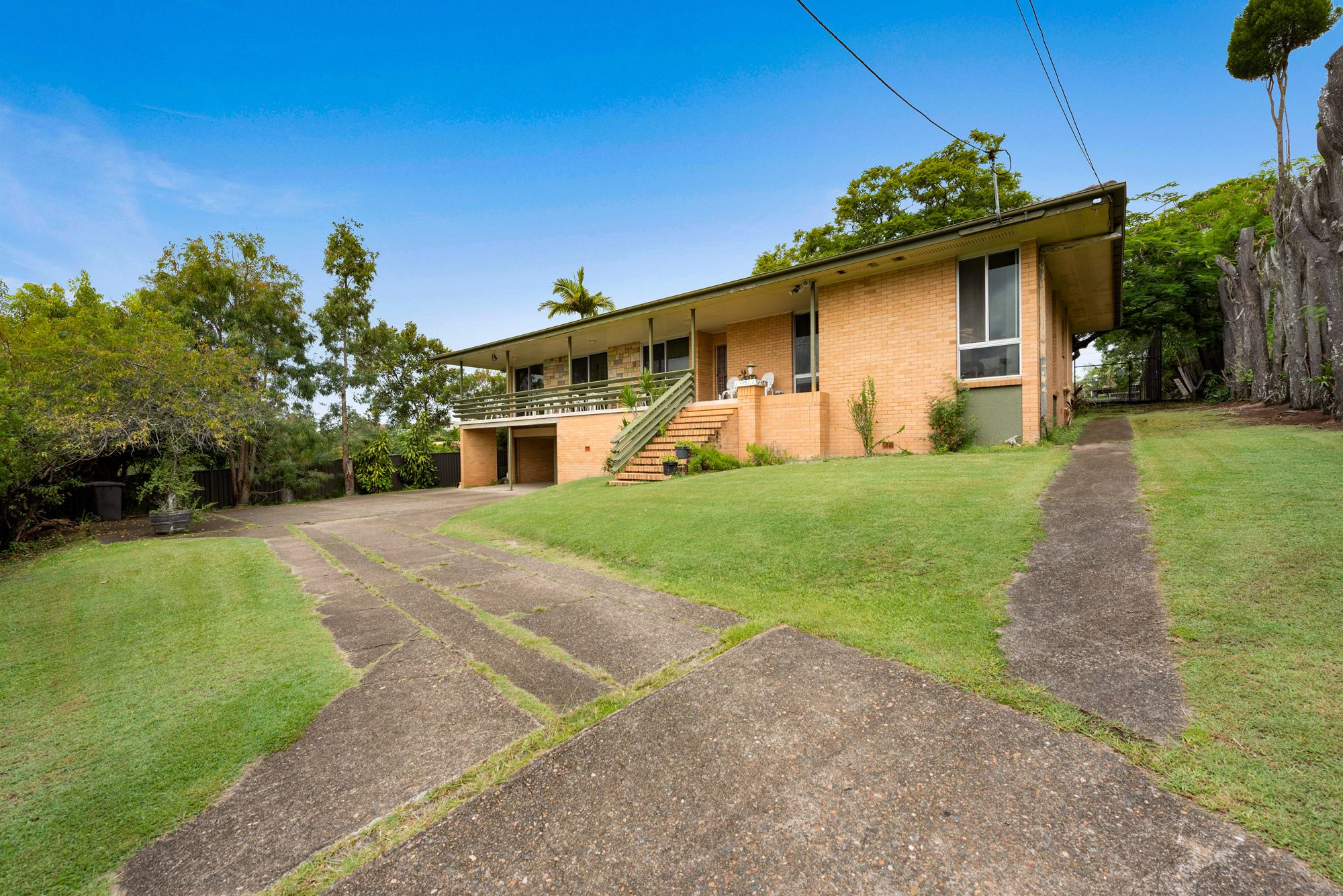 20 Palm Avenue, Holland Park West, QLD 4121