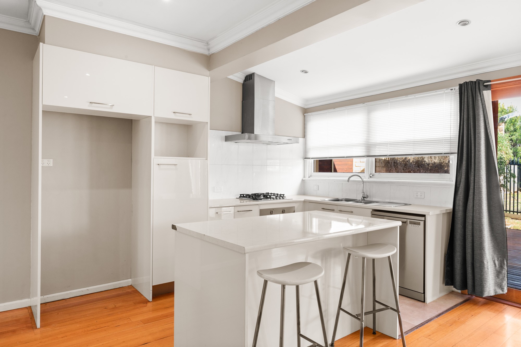 14 Geelong Road, Werribee, VIC 3030