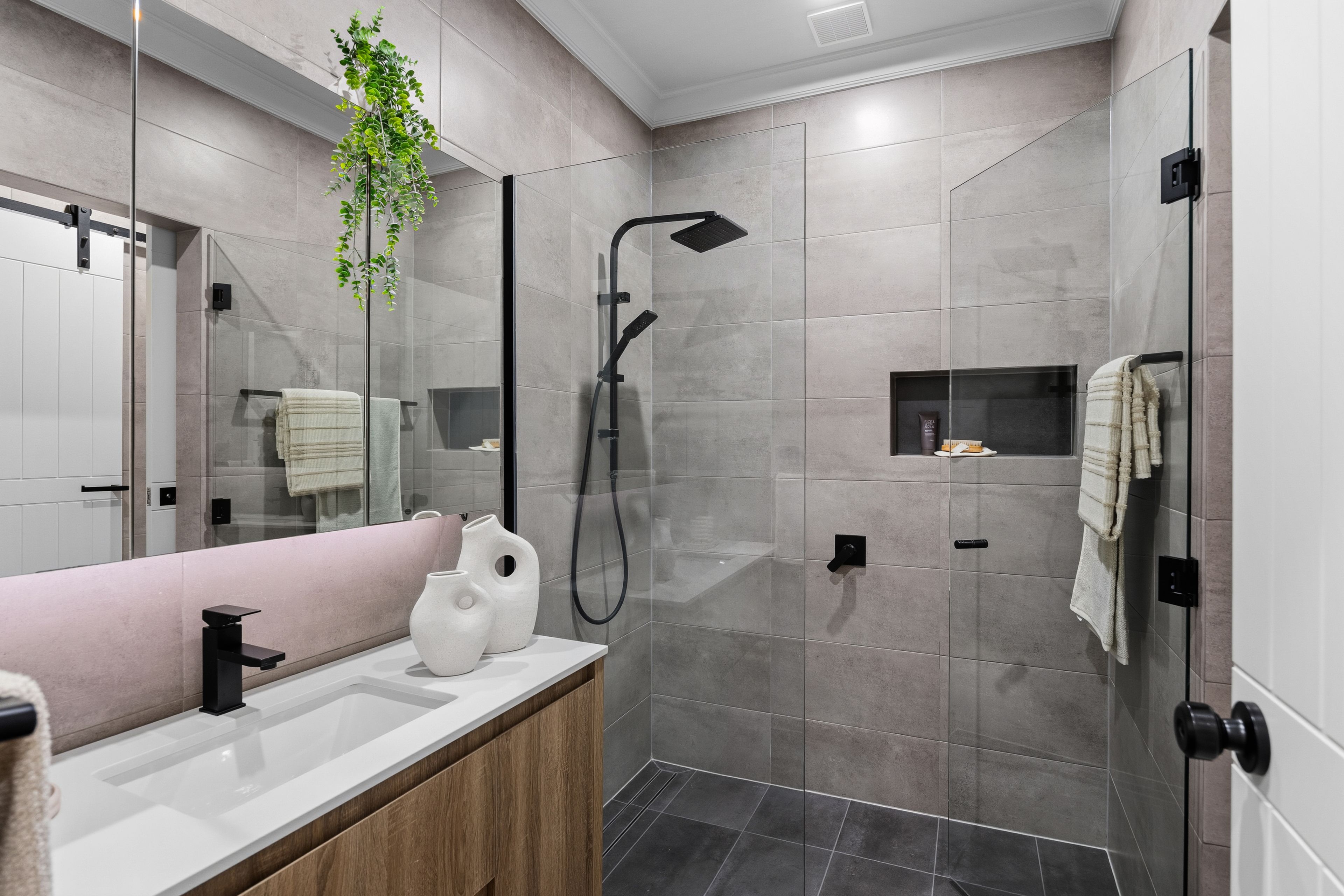 55 Jervois Avenue — photo 15 of 22