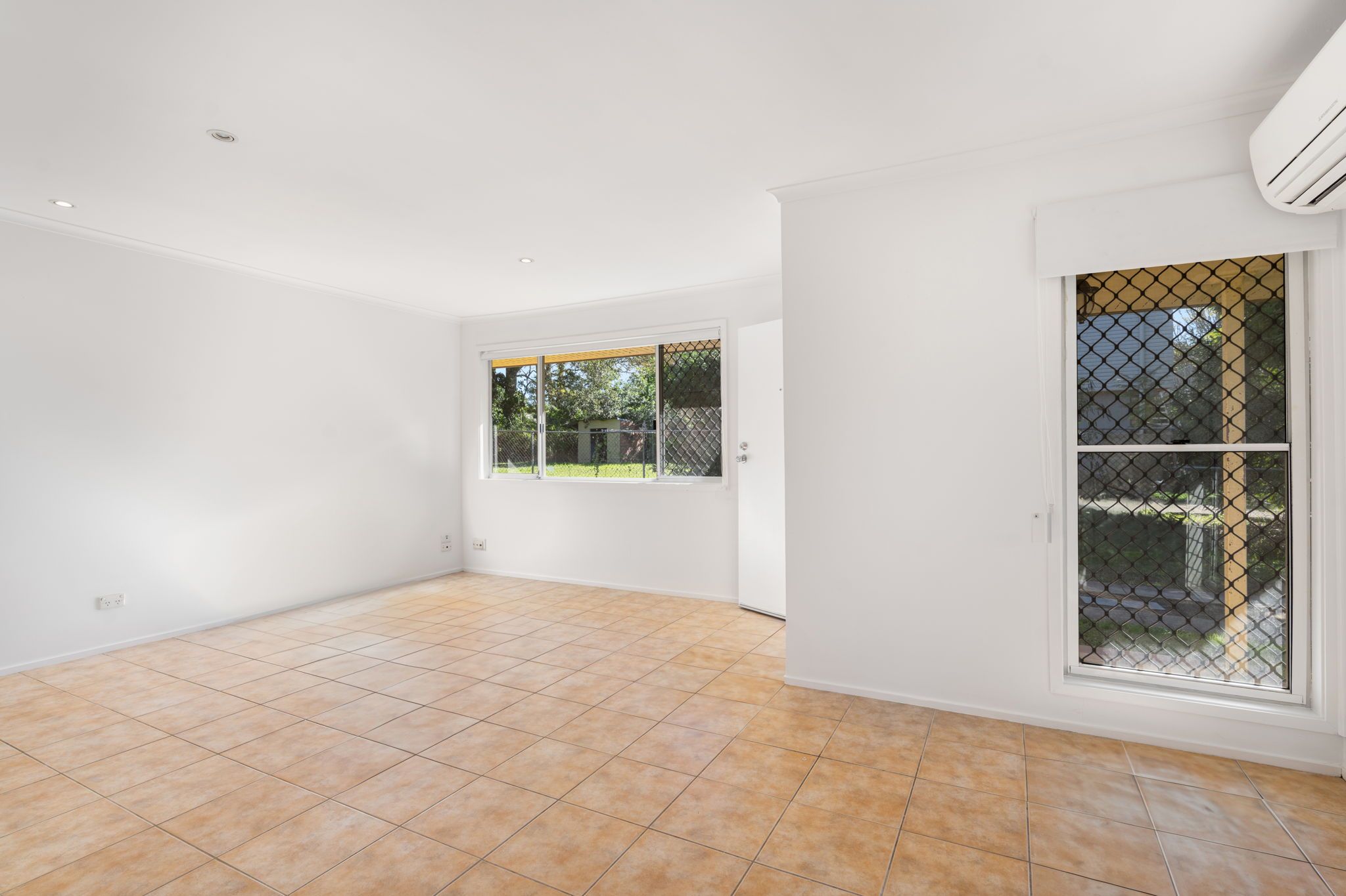 30 Coral Street, Loganlea, QLD 4131