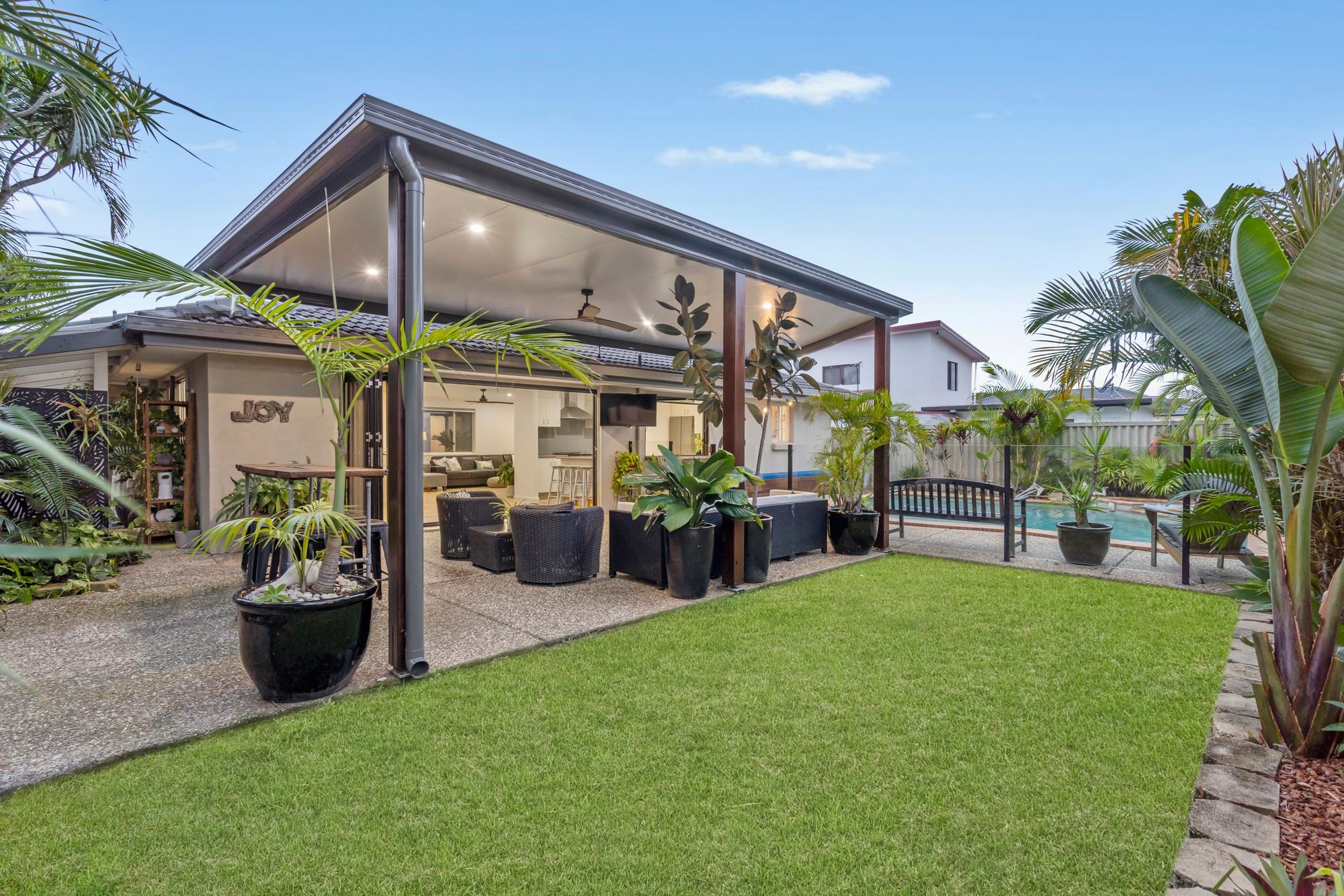 54 Poinsettia Avenue, Runaway Bay, QLD 4216