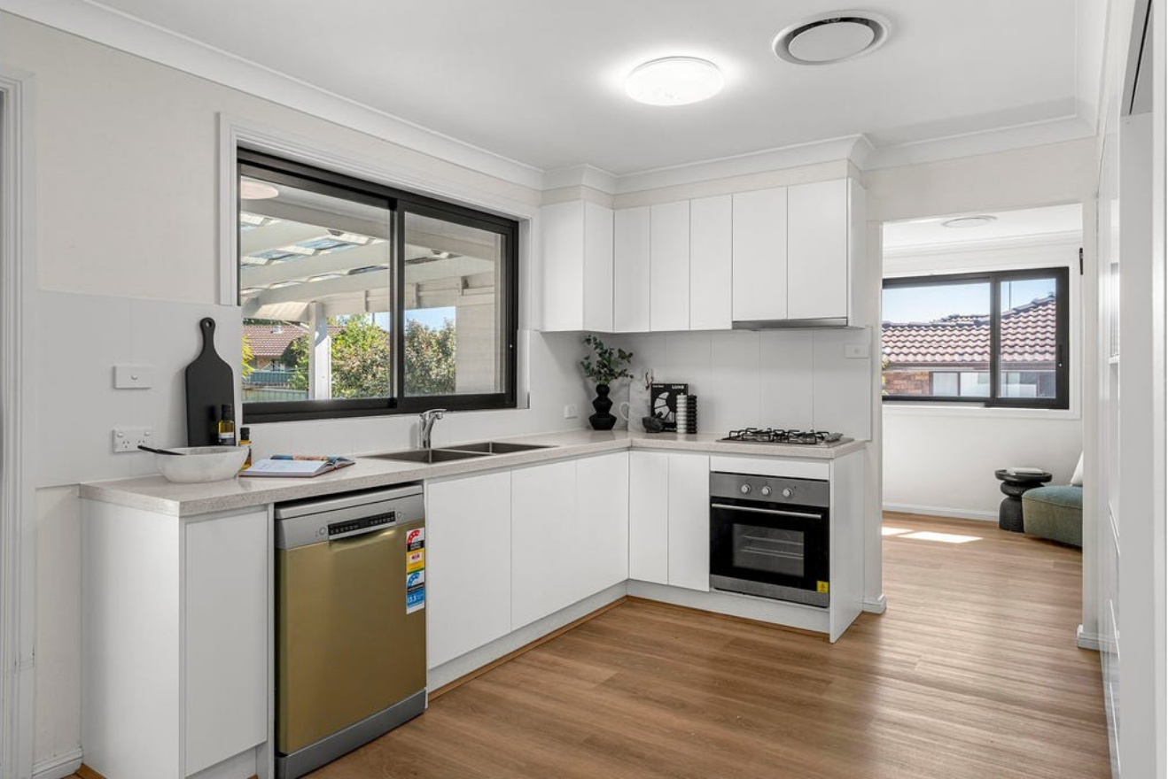 30 Benalla Avenue — photo 11 of 25