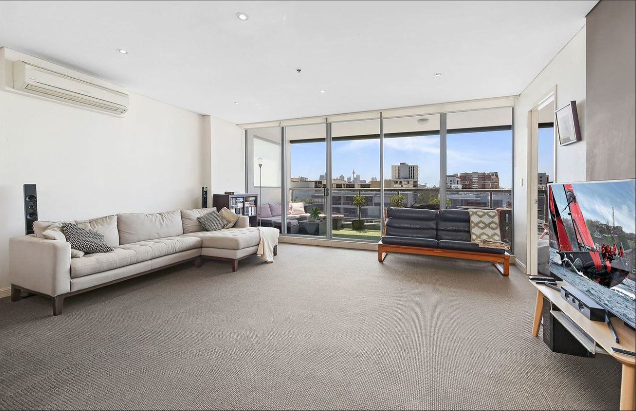 1212/6 Lachlan Street — photo from Ray White The Horizon Group - East