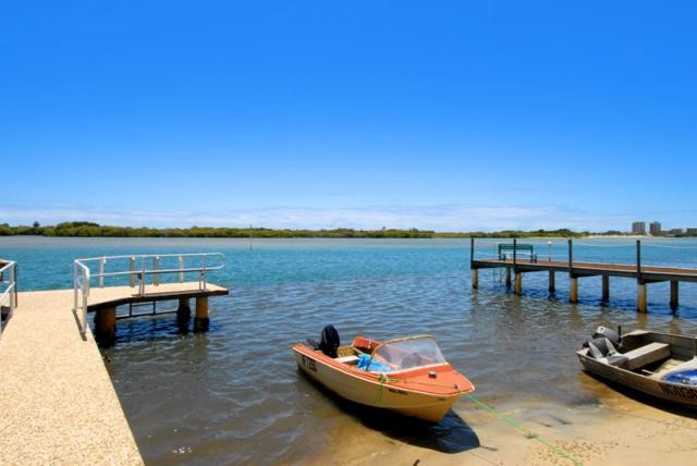 2/150 Duporth Avenue, Maroochydore, QLD 4558