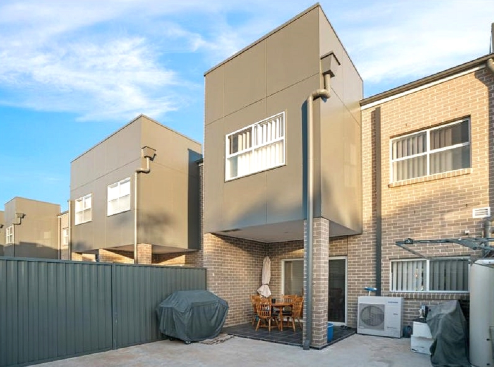 1/209-213 Memorial Avenue, Liverpool, NSW 2170