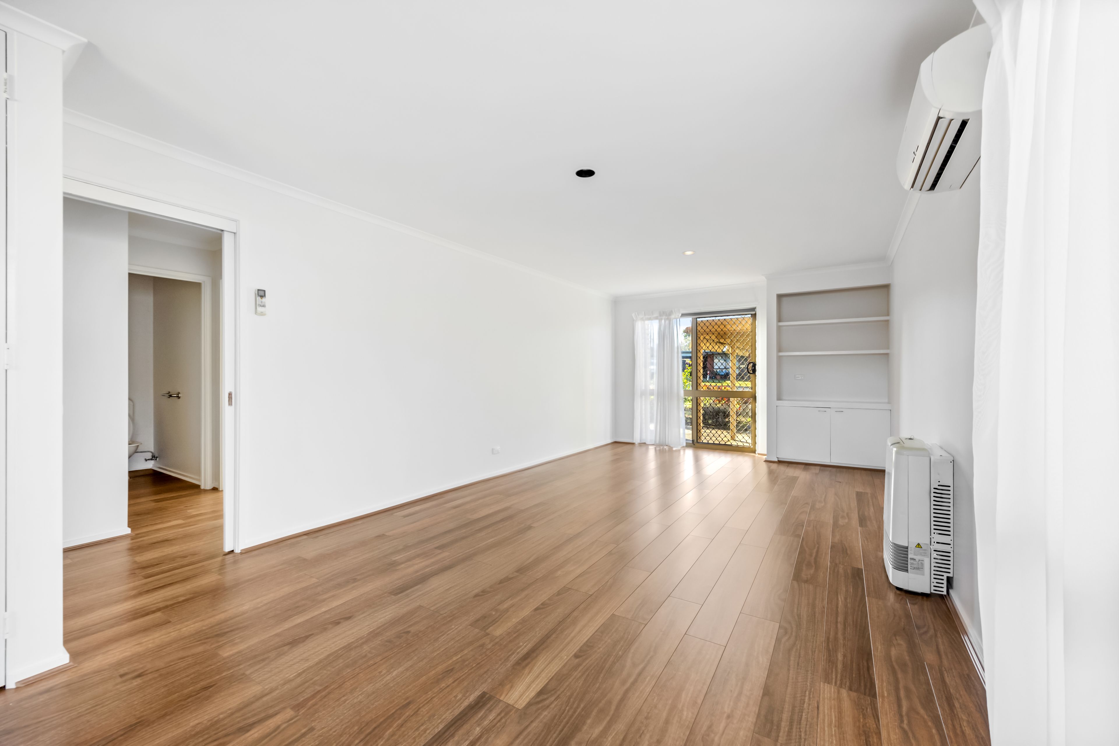 8 Banksia Street — photo 8 of 21
