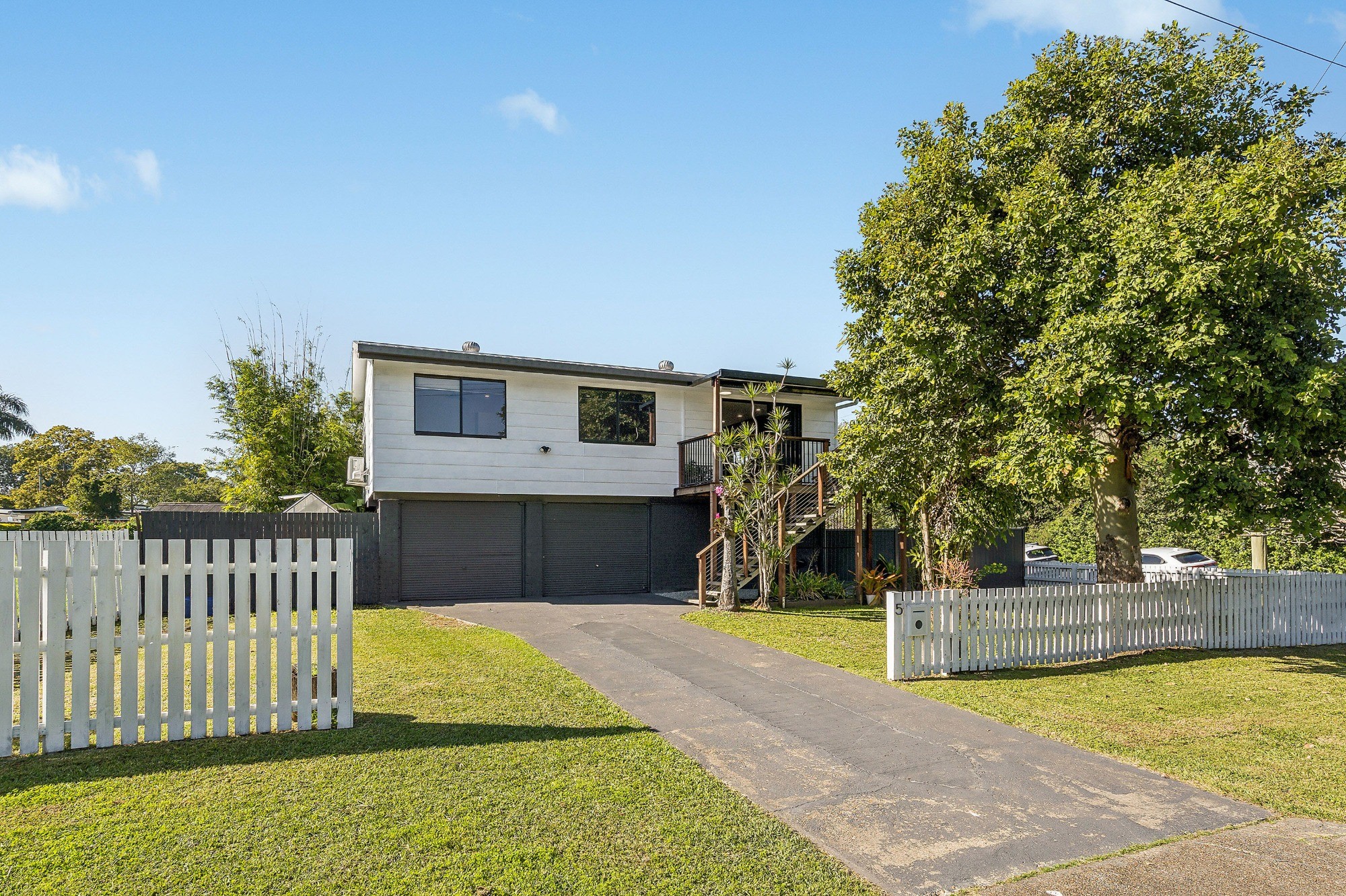 3 Golf Links Road, Rocklea, QLD 4106