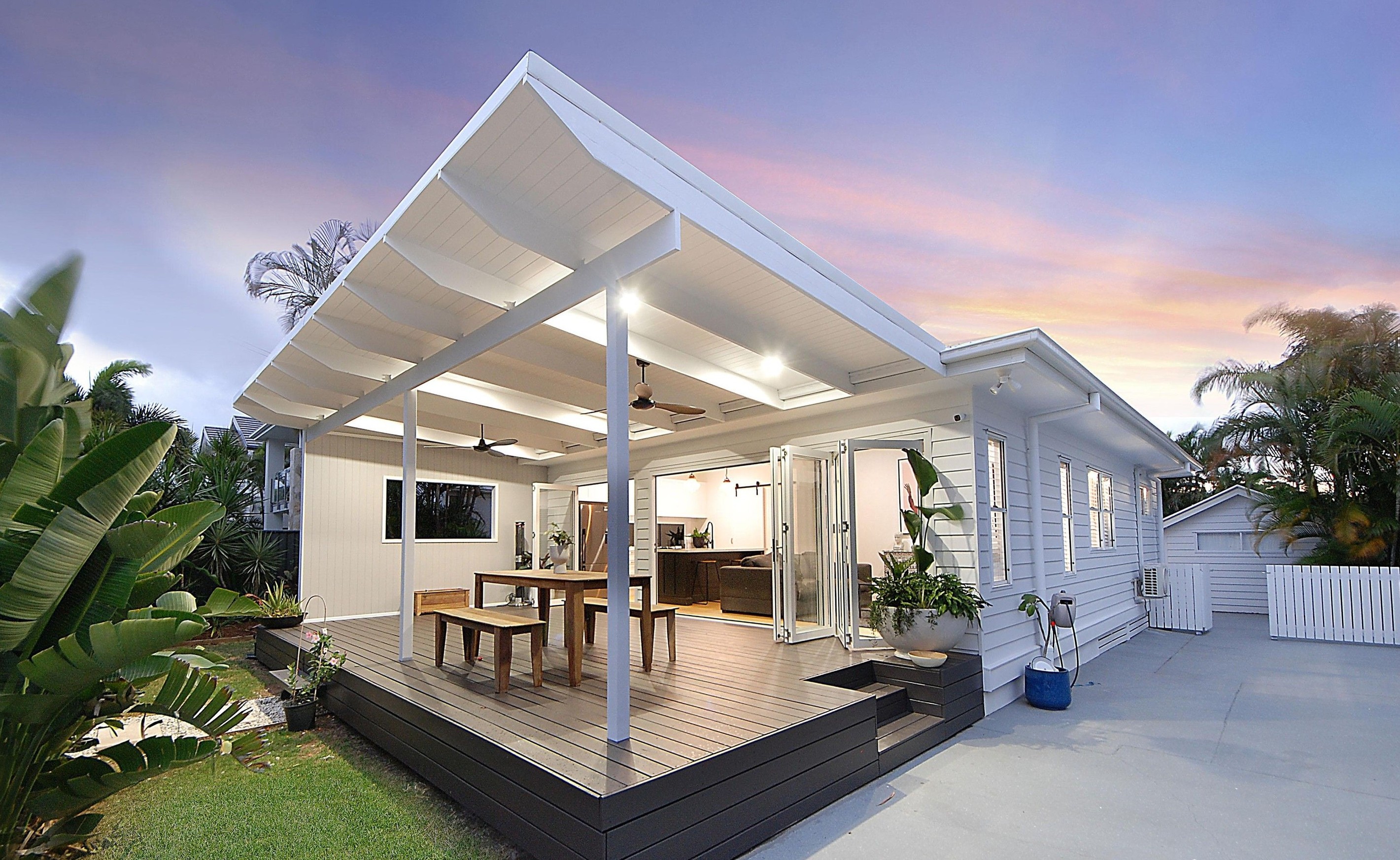 10 Lemana Lane, Burleigh Heads, QLD 4220