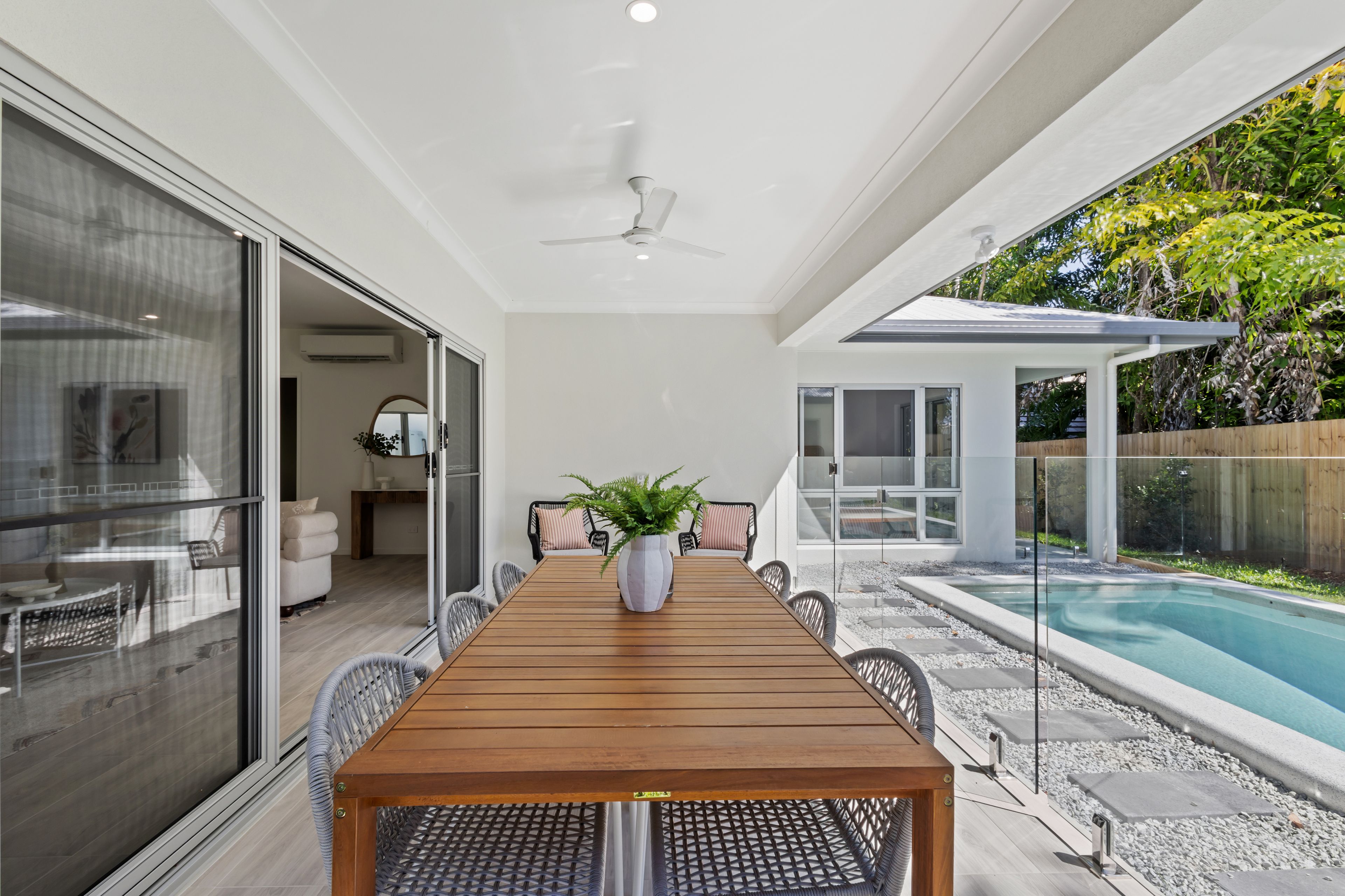 3/2 St Crispins Avenue — photo 7 of 18