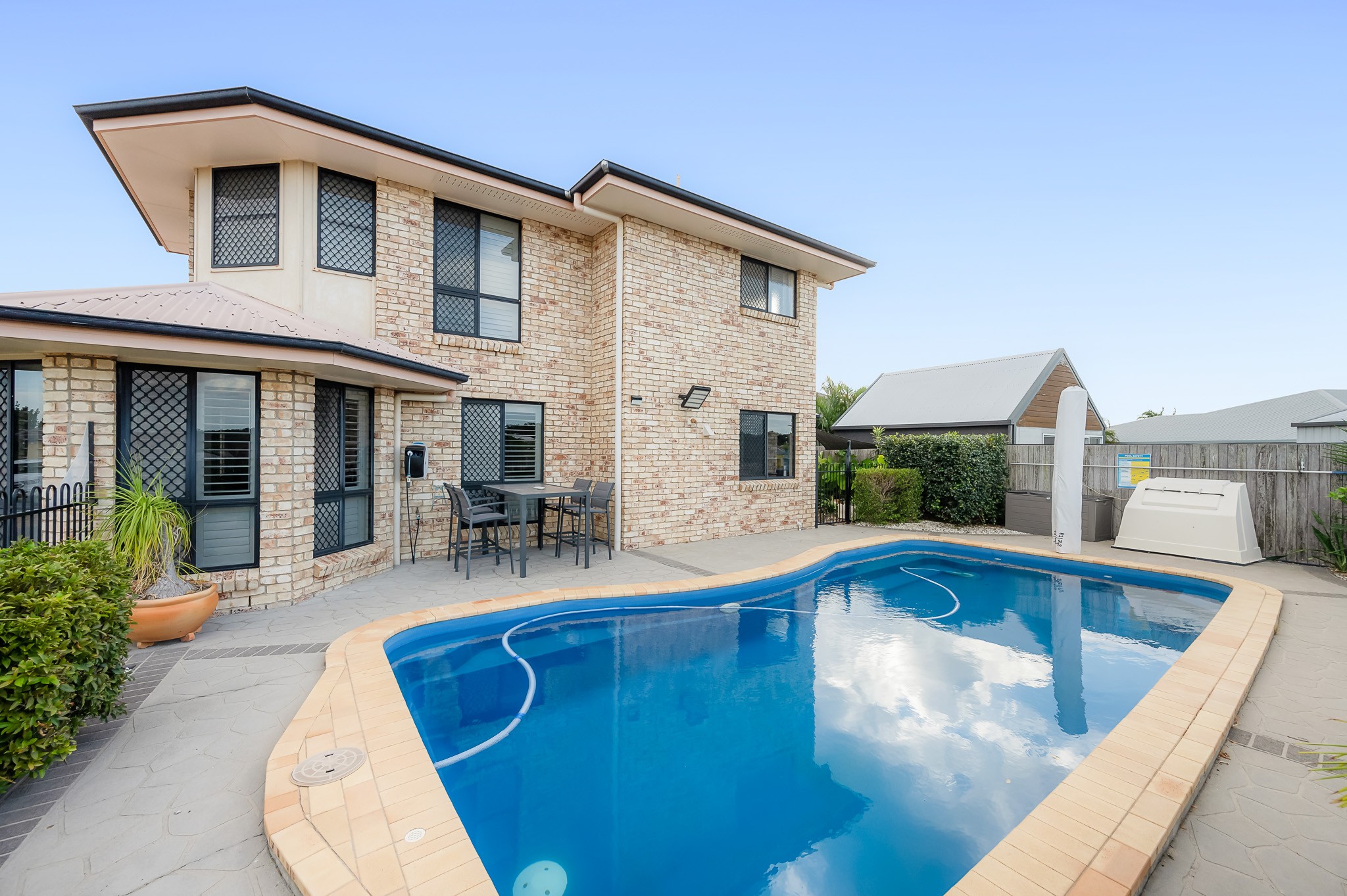 2 Kensington Place, Kin Kora, QLD 4680