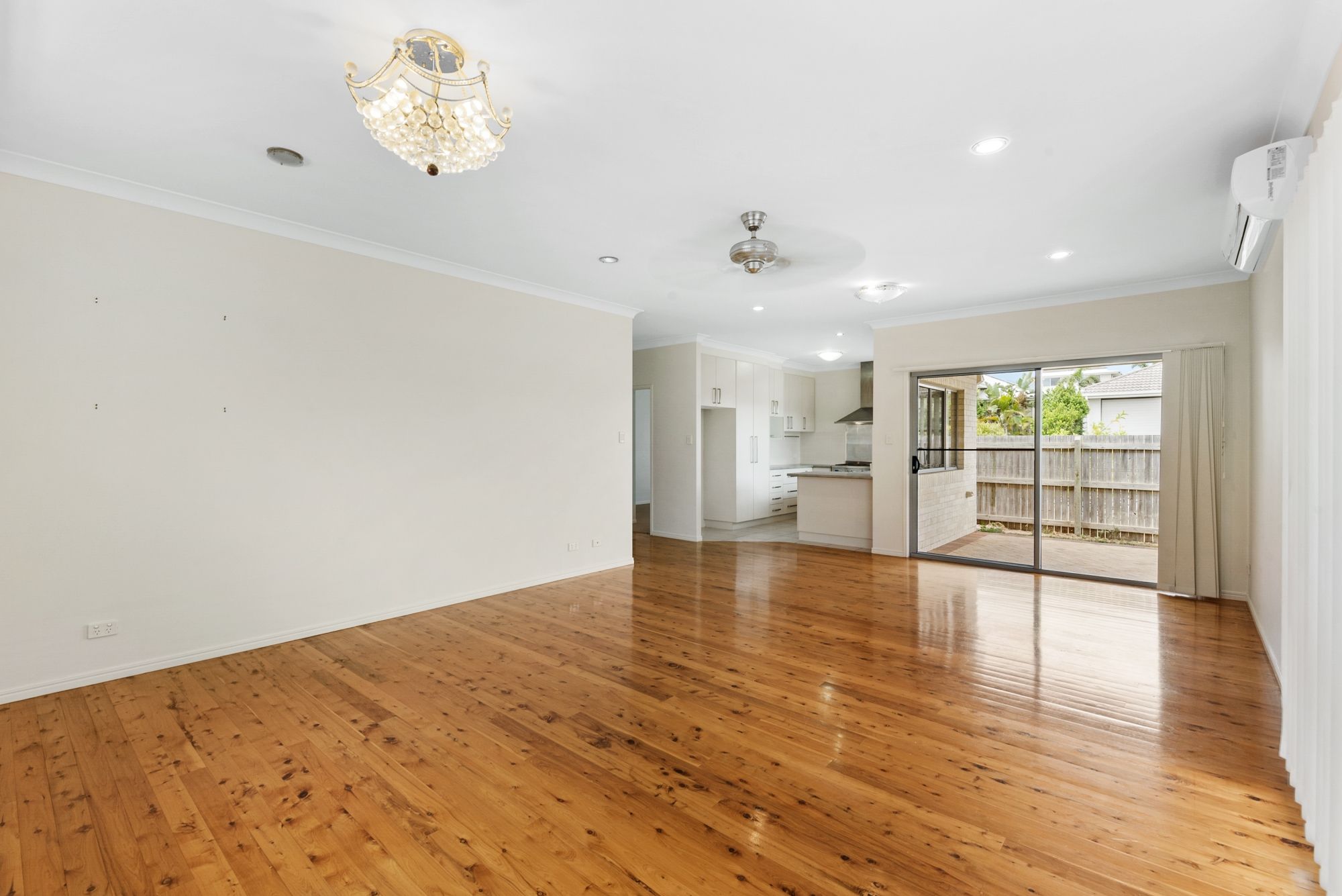 30 Chrysler Parade, North Lakes, QLD 4509