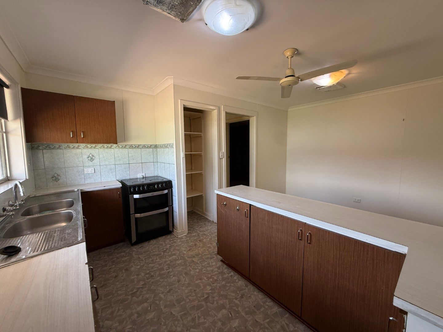8 McKenzie Way — photo 19 of 30
