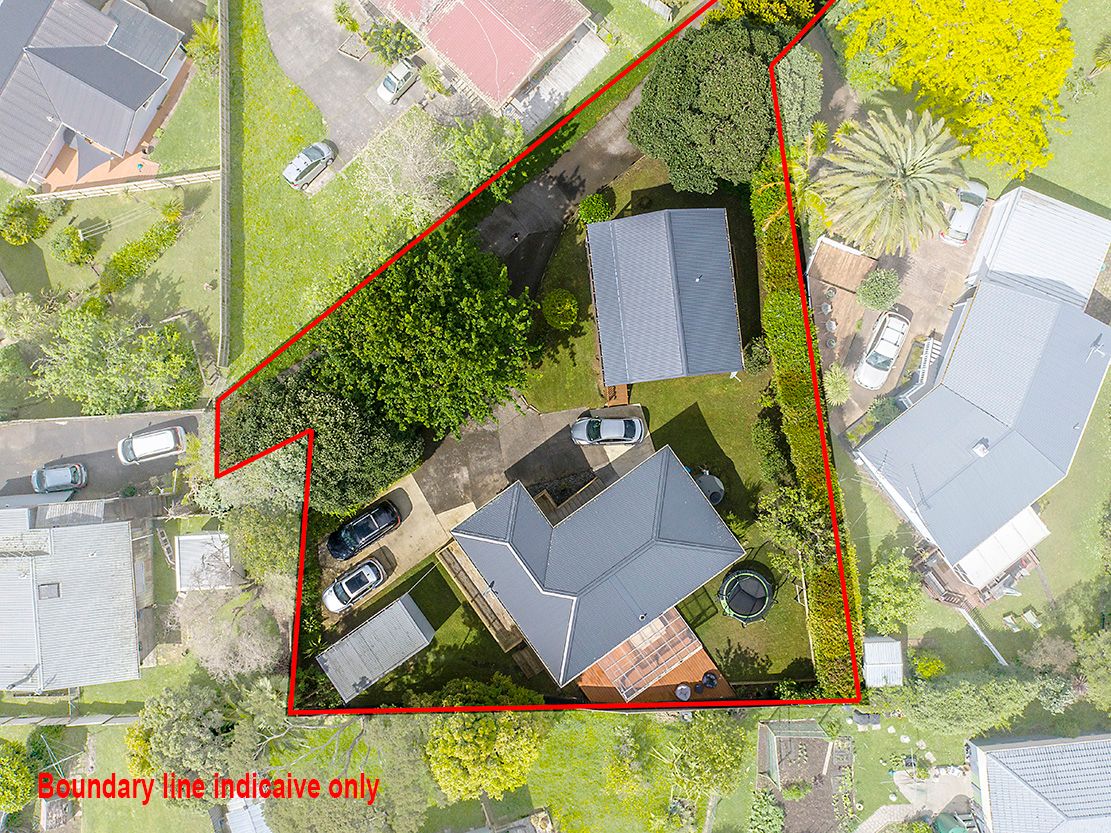 8 Bishopgate Street, Birkdale, North Shore City