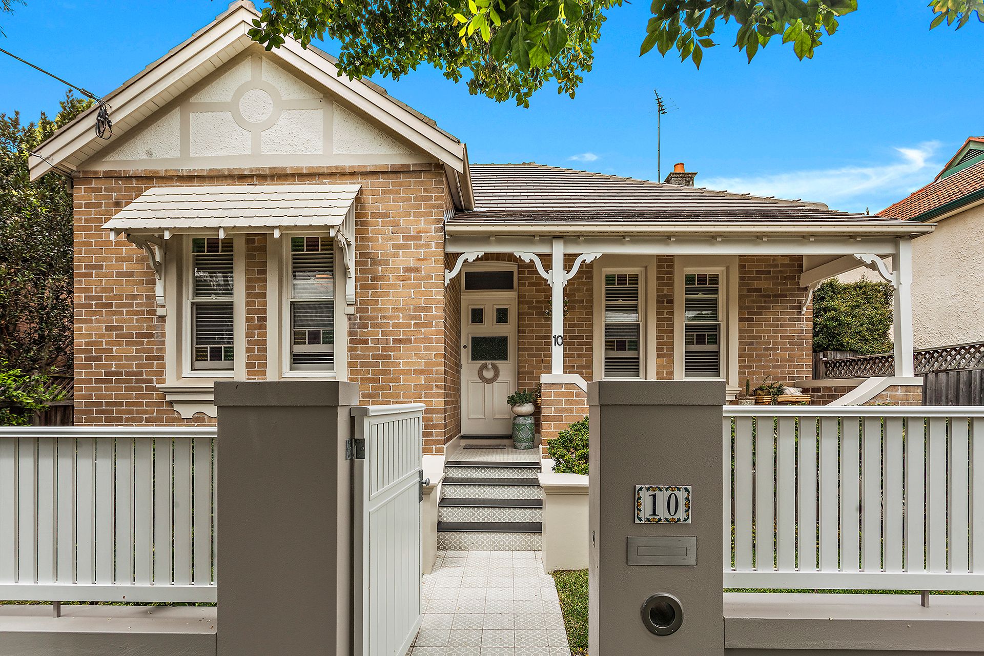 10 Goddard Street