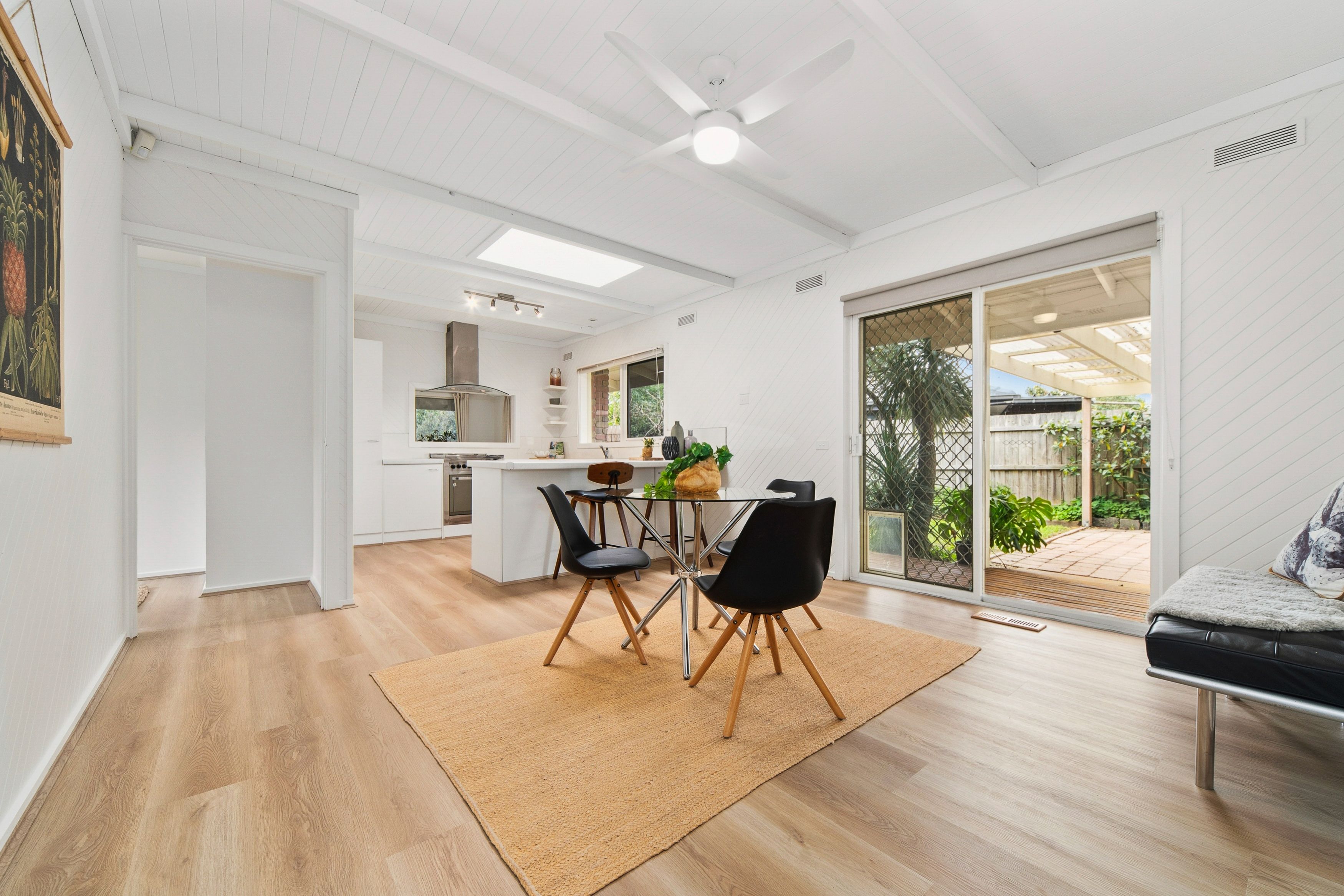 4 Furneaux Court — photo 5 of 30