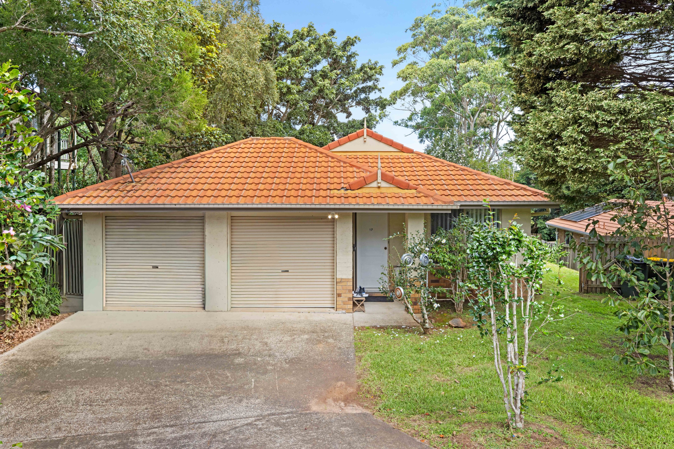 17 Ocean View Parade, Tamborine Mountain, QLD 4272