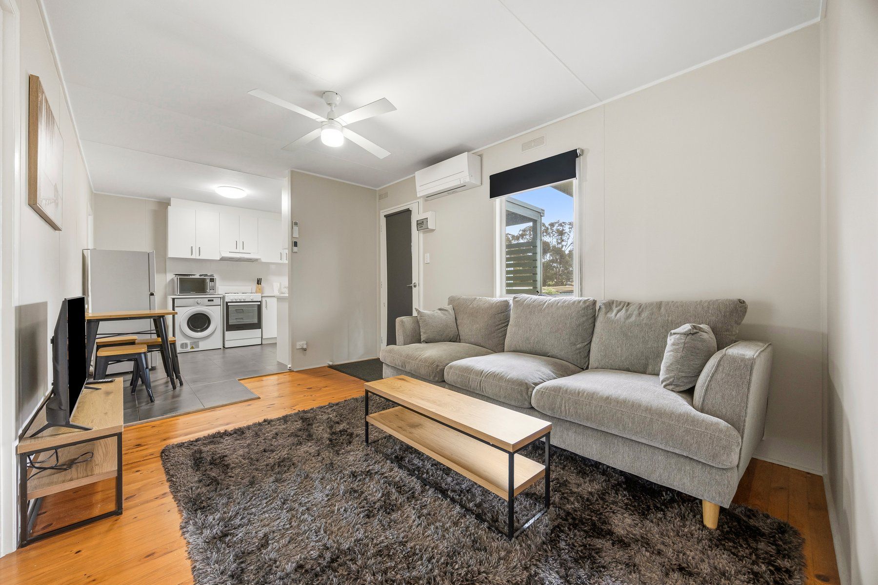 2/4 Sutherland Street — photo 6 of 12