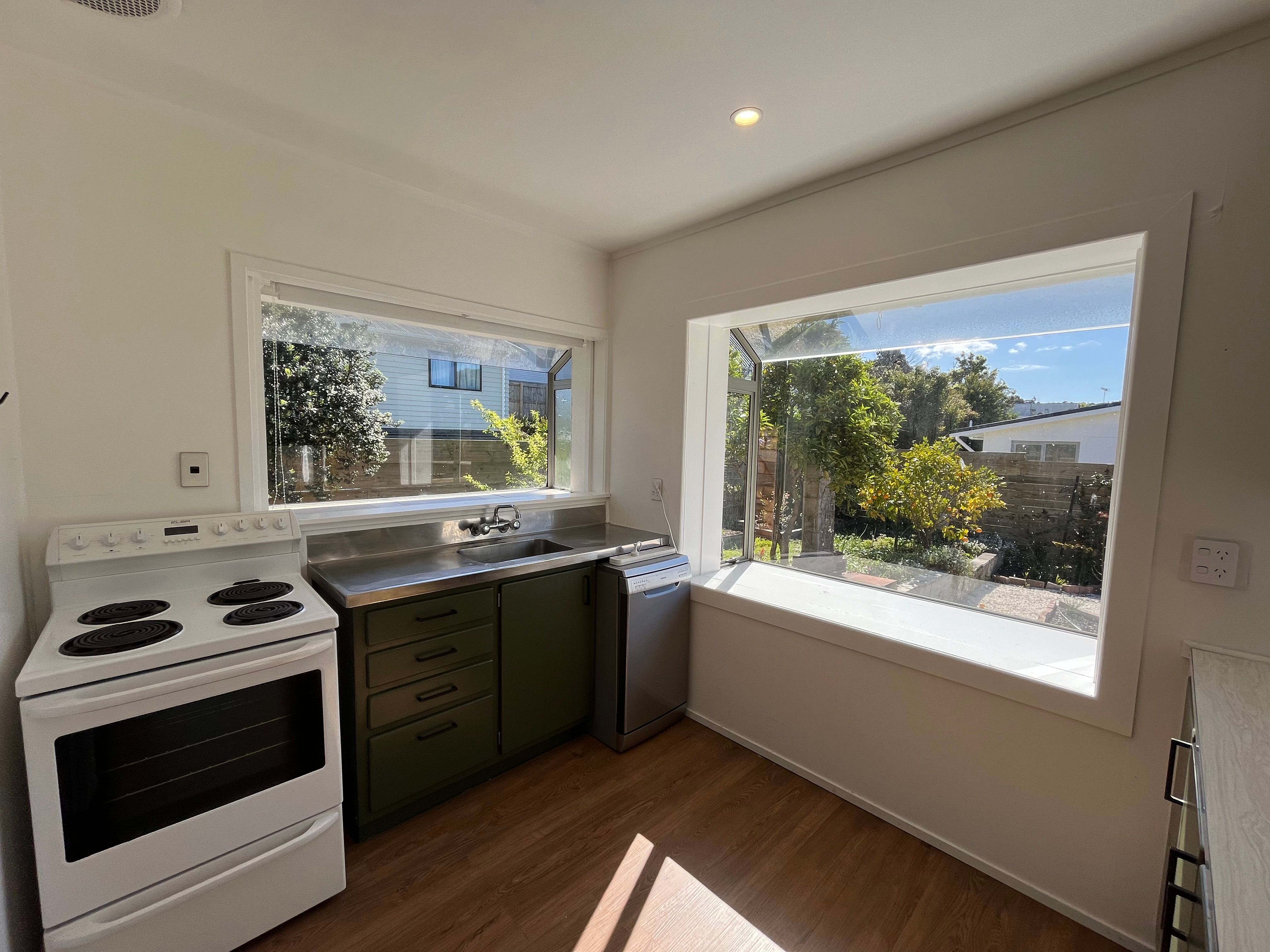 2/1 Lingfield Street, Glenfield, North Shore City