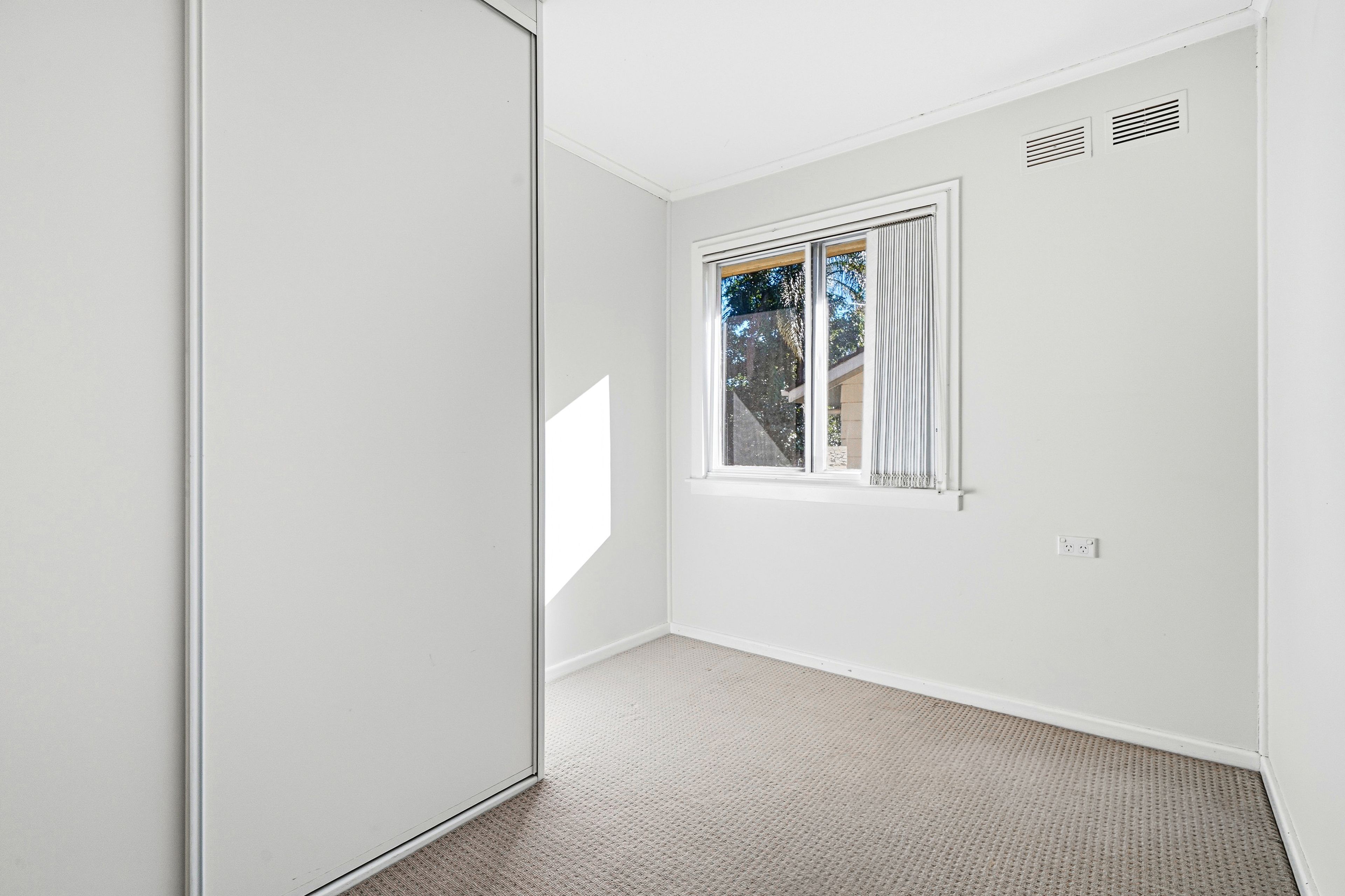99 Illawong Avenue — photo 12 of 21