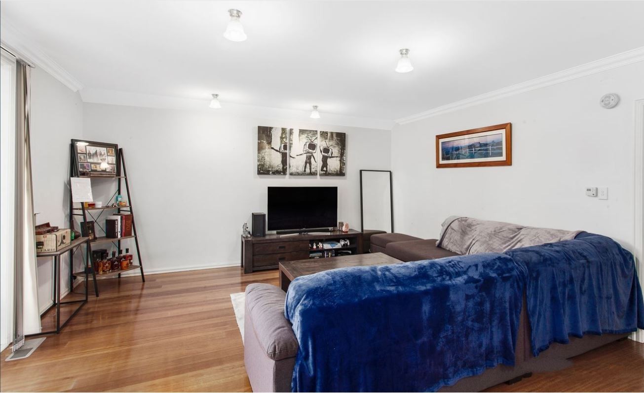 2 Toolambool Road, Carnegie, VIC 3163