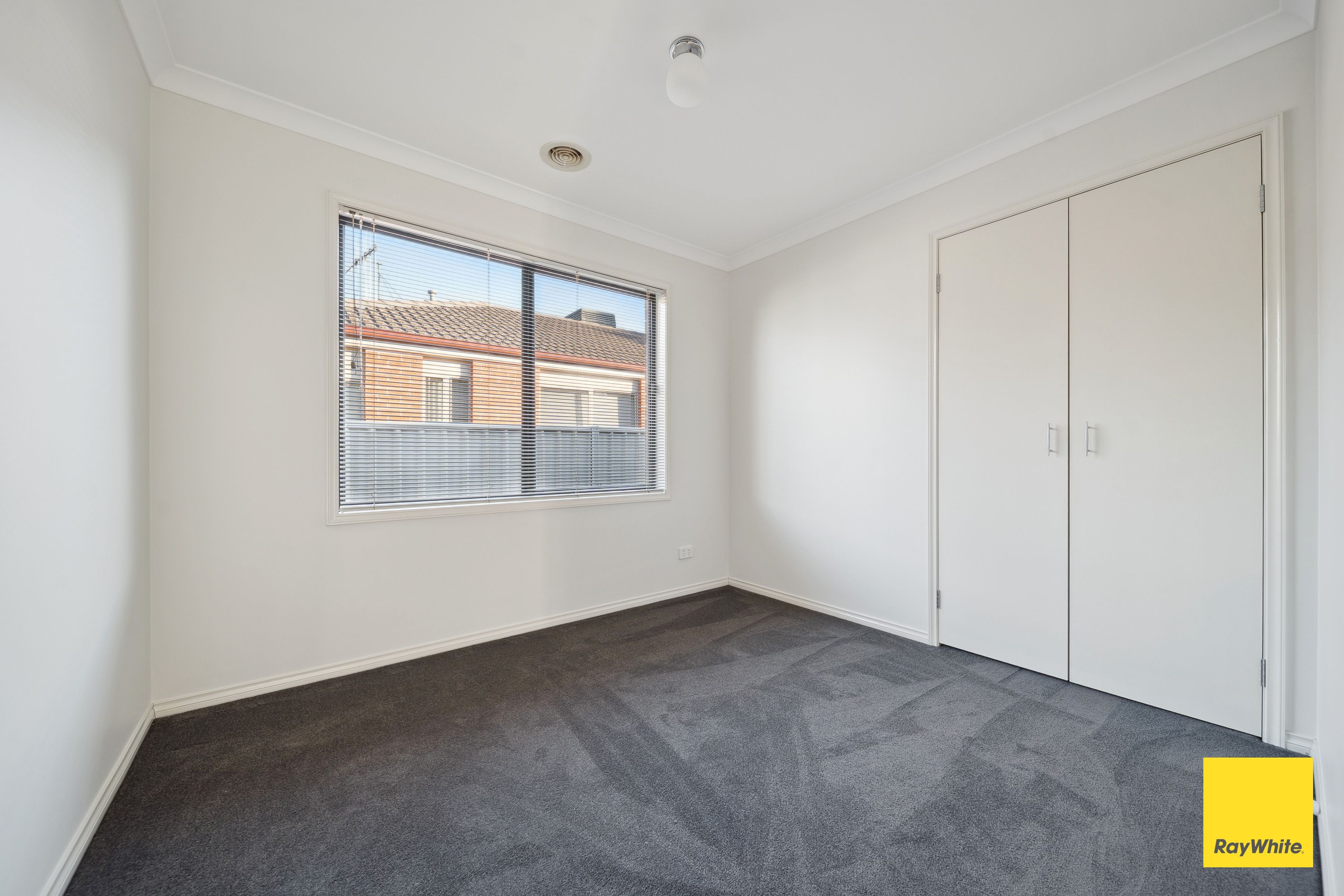 3 Acacia Park Drive — photo 12 of 17