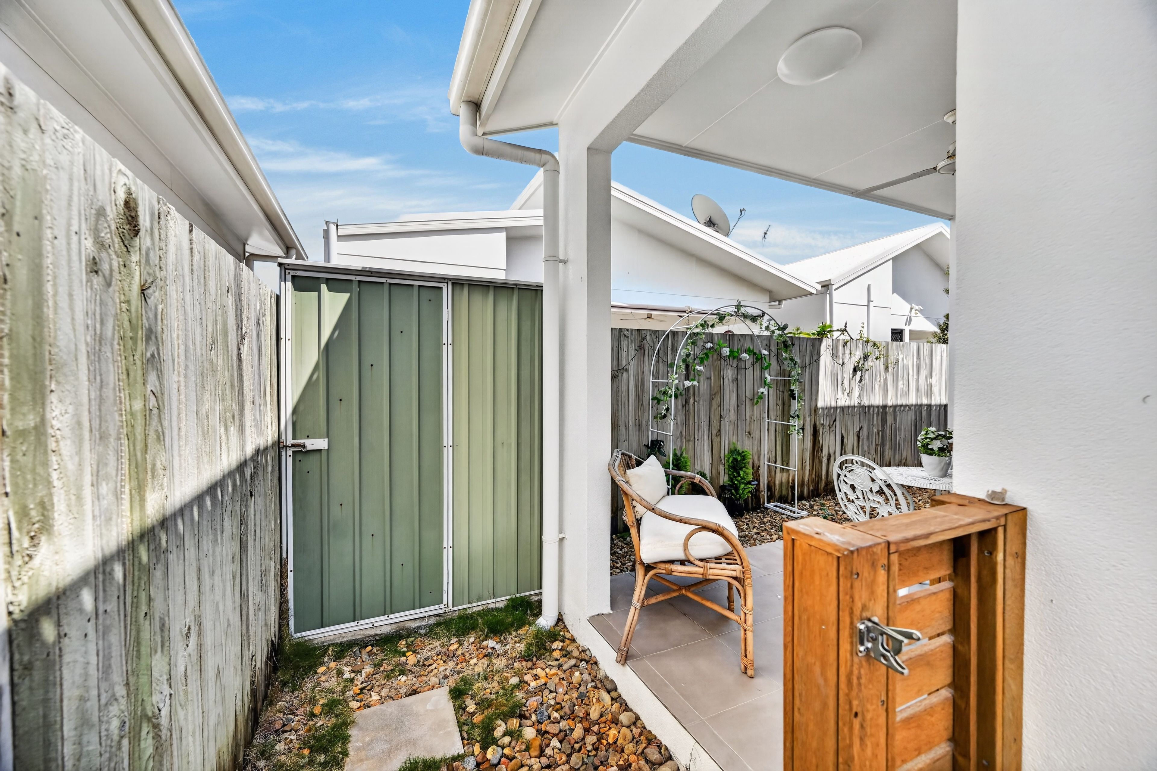 14 Rowley Place — photo 12 of 13