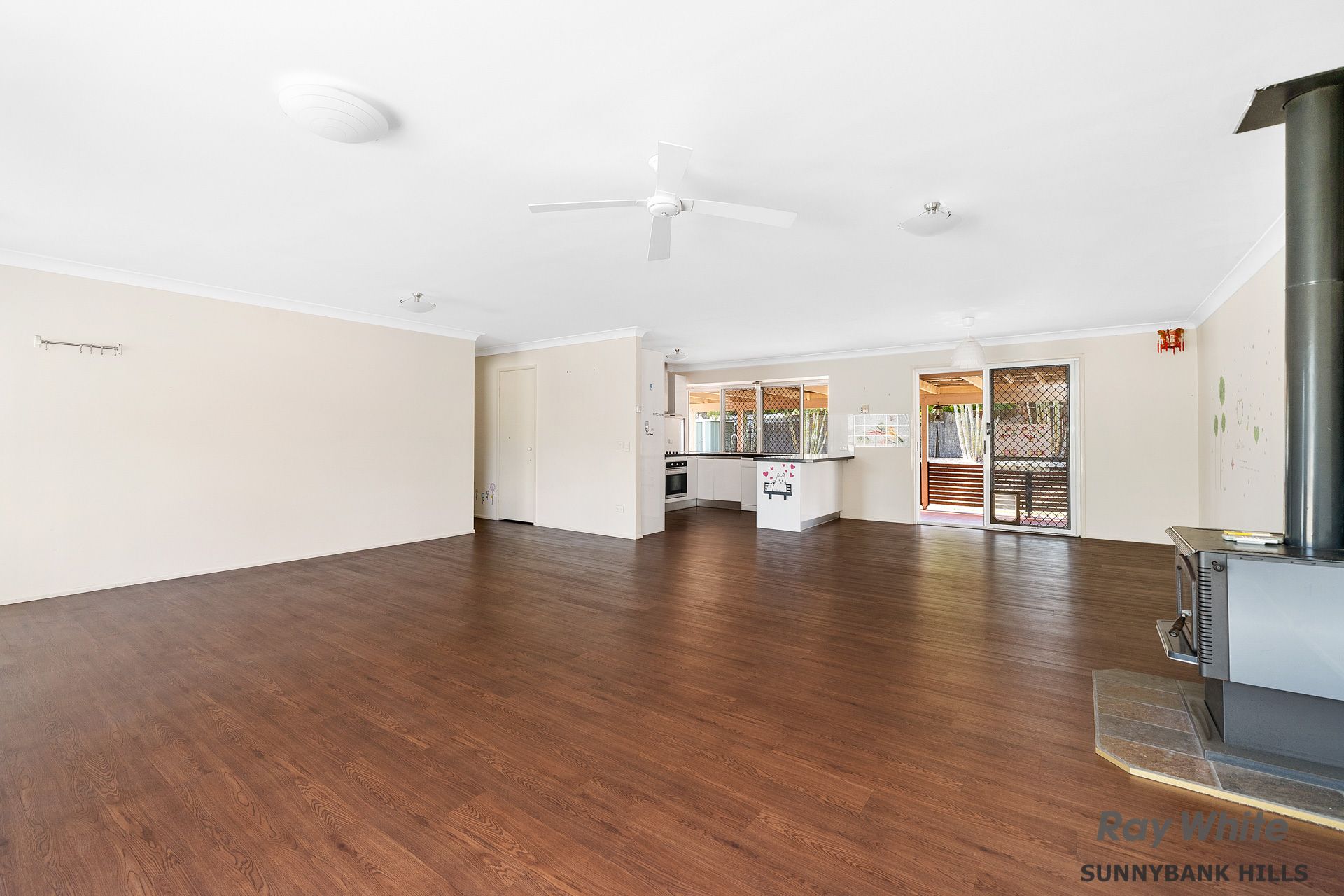17 Watling Street, Hillcrest, QLD 4118