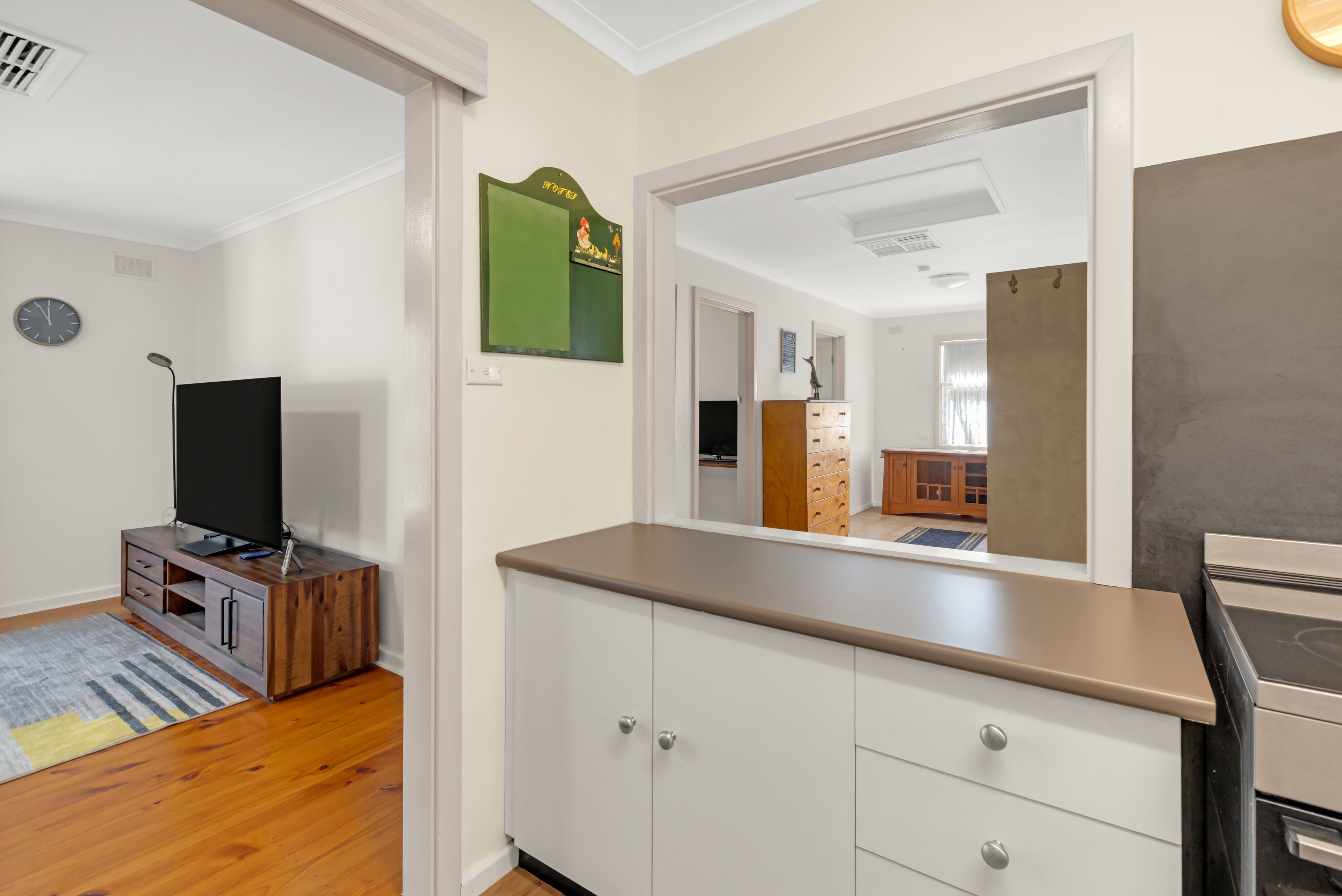 32 Justinian Street — photo 11 of 26